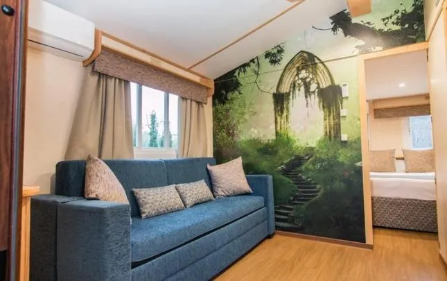 Bed in Magic Robin Hood