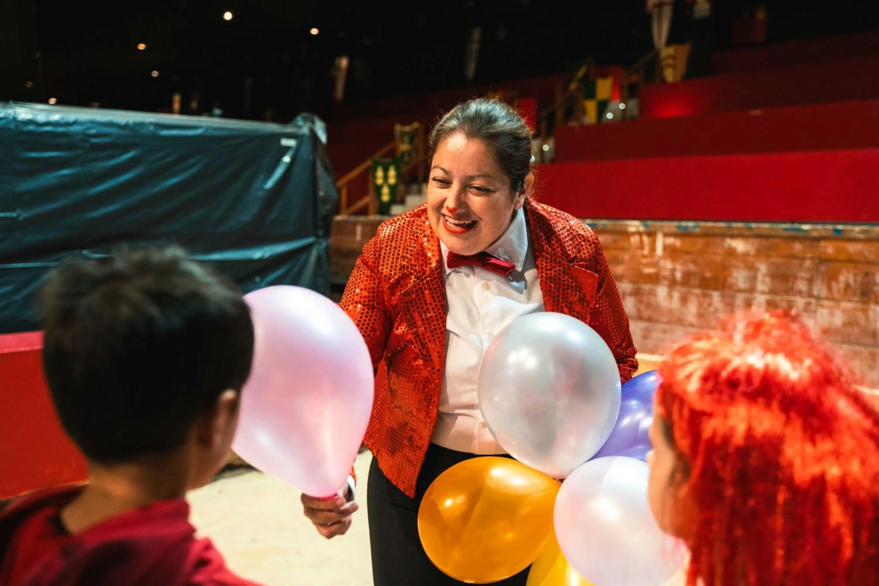 Entertainment in Magic Robin Hood