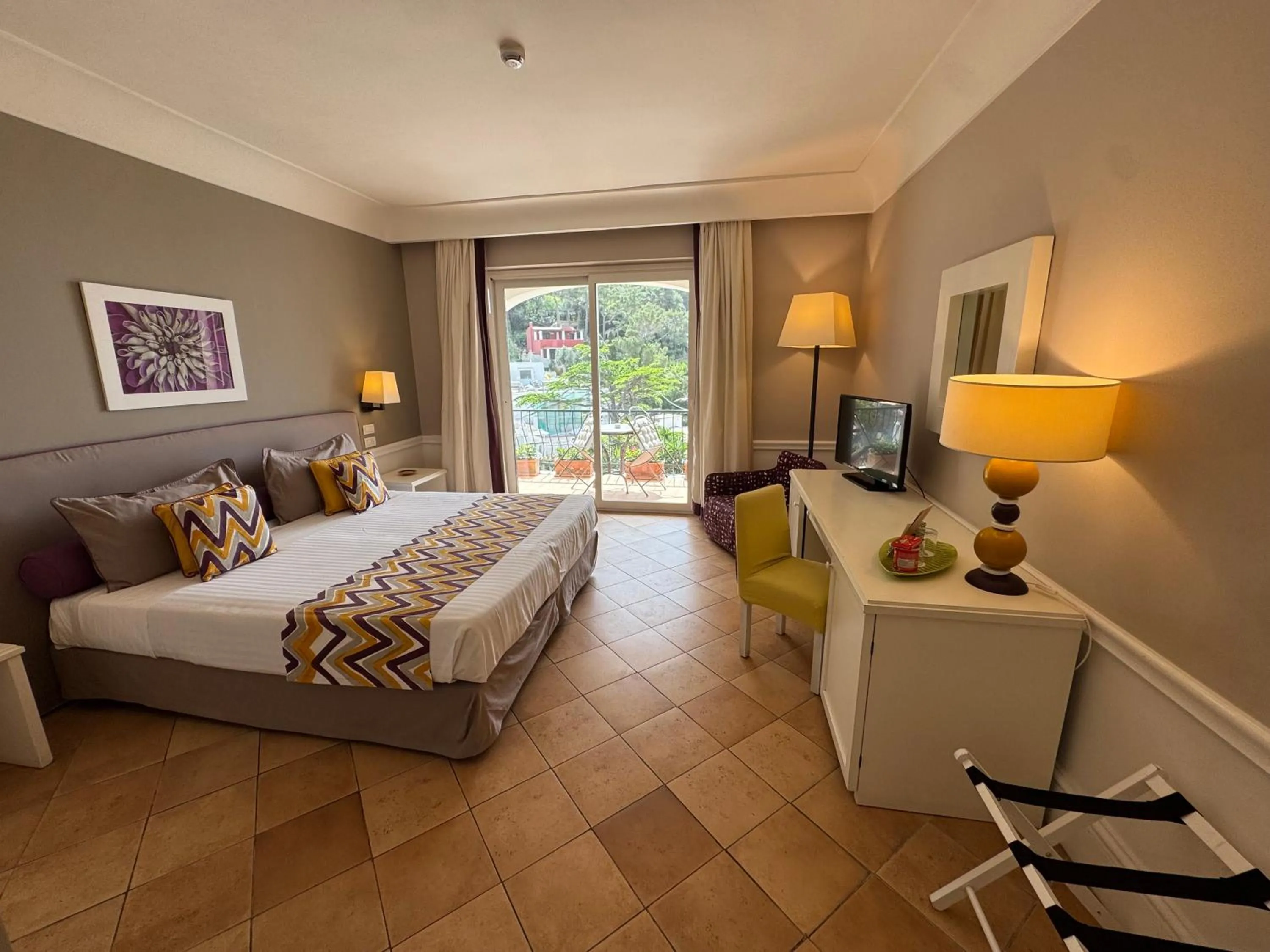 Photo of the whole room, Bed in Hotel Della Piccola Marina