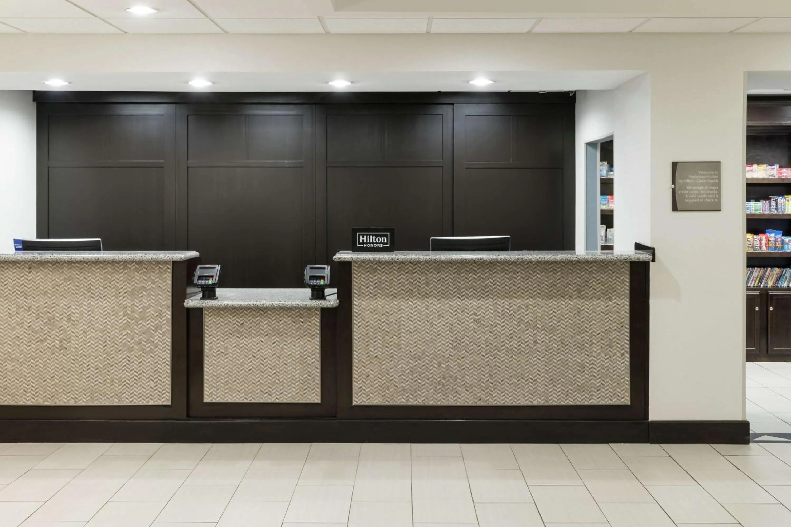 Lobby or reception in Homewood Suites by Hilton Cedar Rapids-North