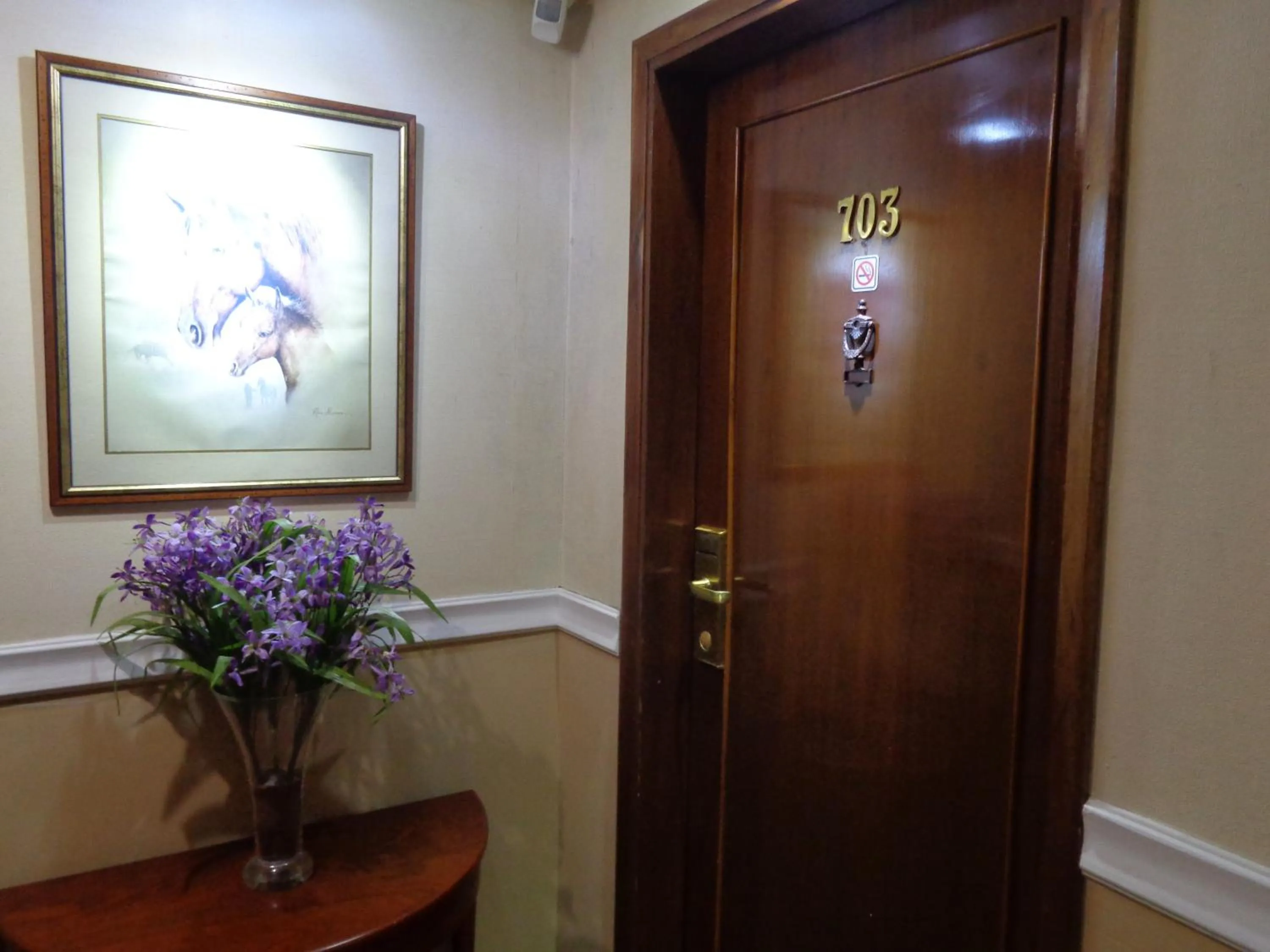 Decorative detail in Premier Hill Suites Hotel