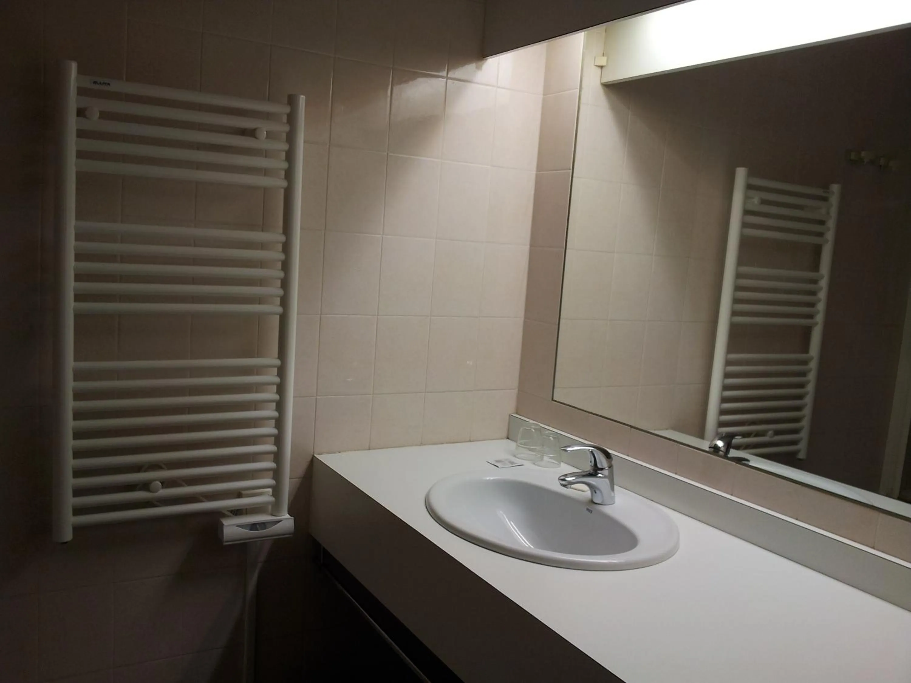 Bathroom in Hotel Azur