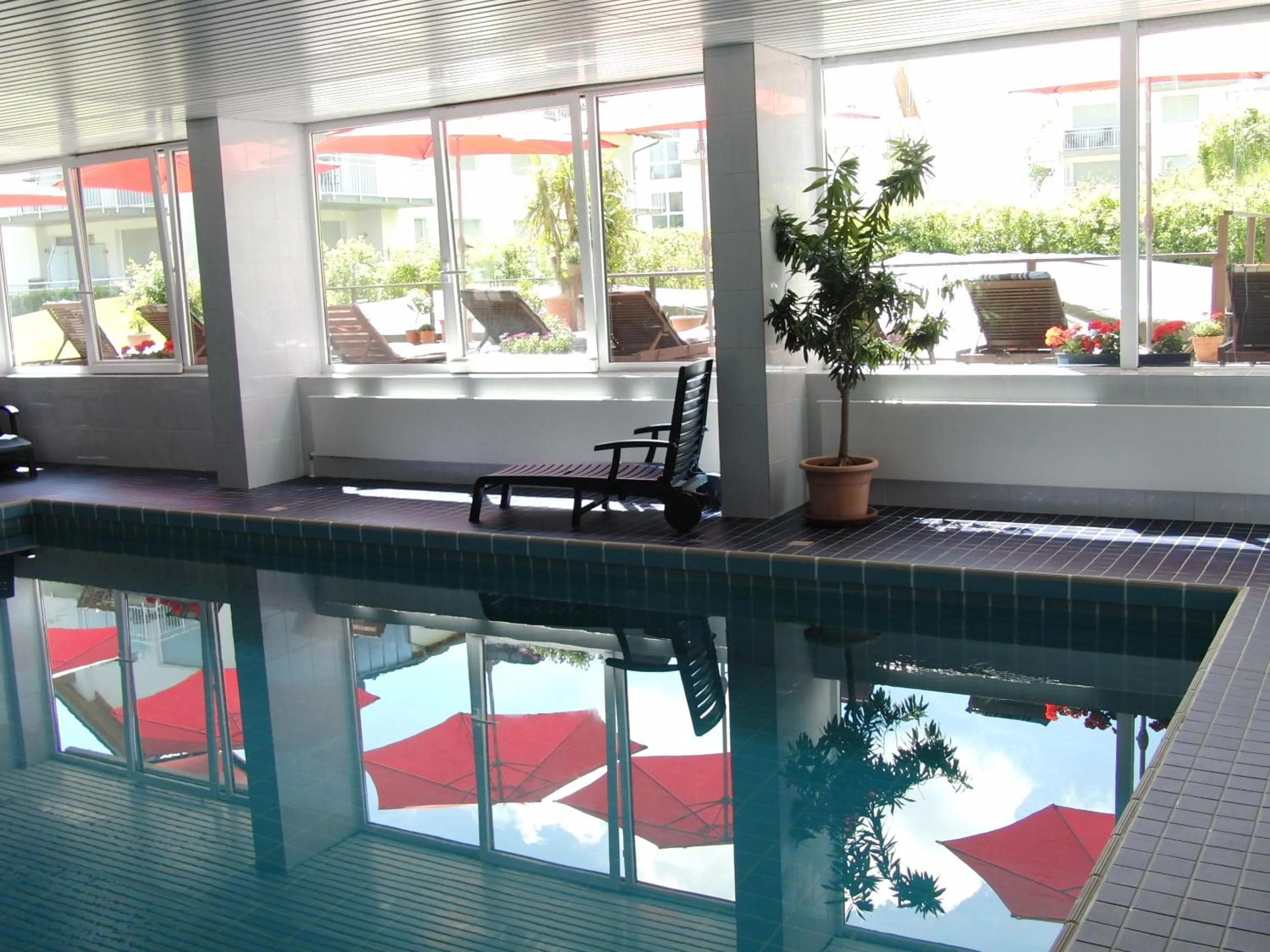 Swimming pool in Golfhotel Hebelhof