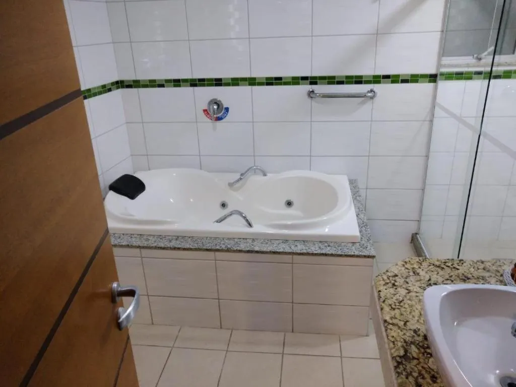 Hotel Brisa Tropical De Macaé