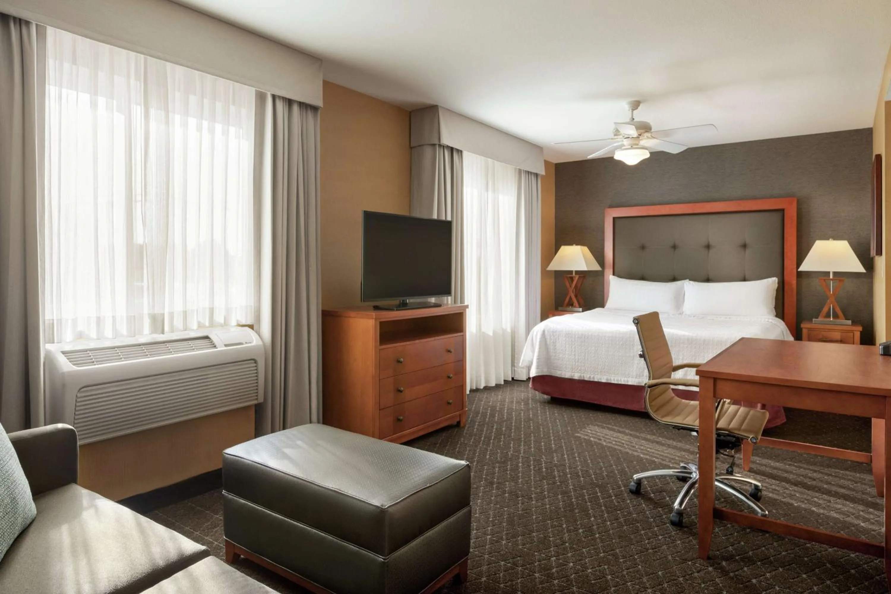 Bedroom, Bed in Homewood Suites by Hilton Allentown-West/Fogelsville