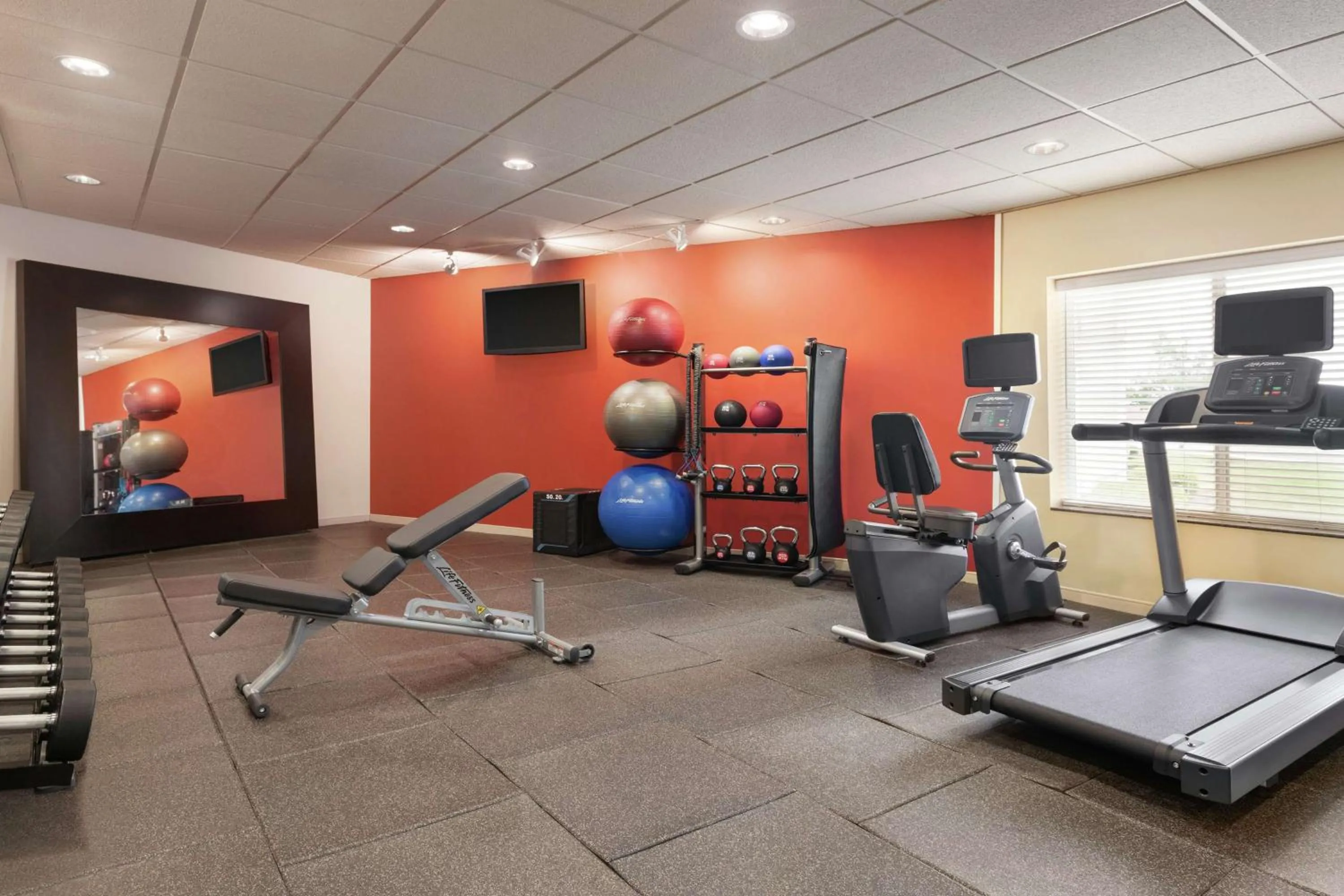 Fitness centre/facilities in Homewood Suites by Hilton Allentown-West/Fogelsville