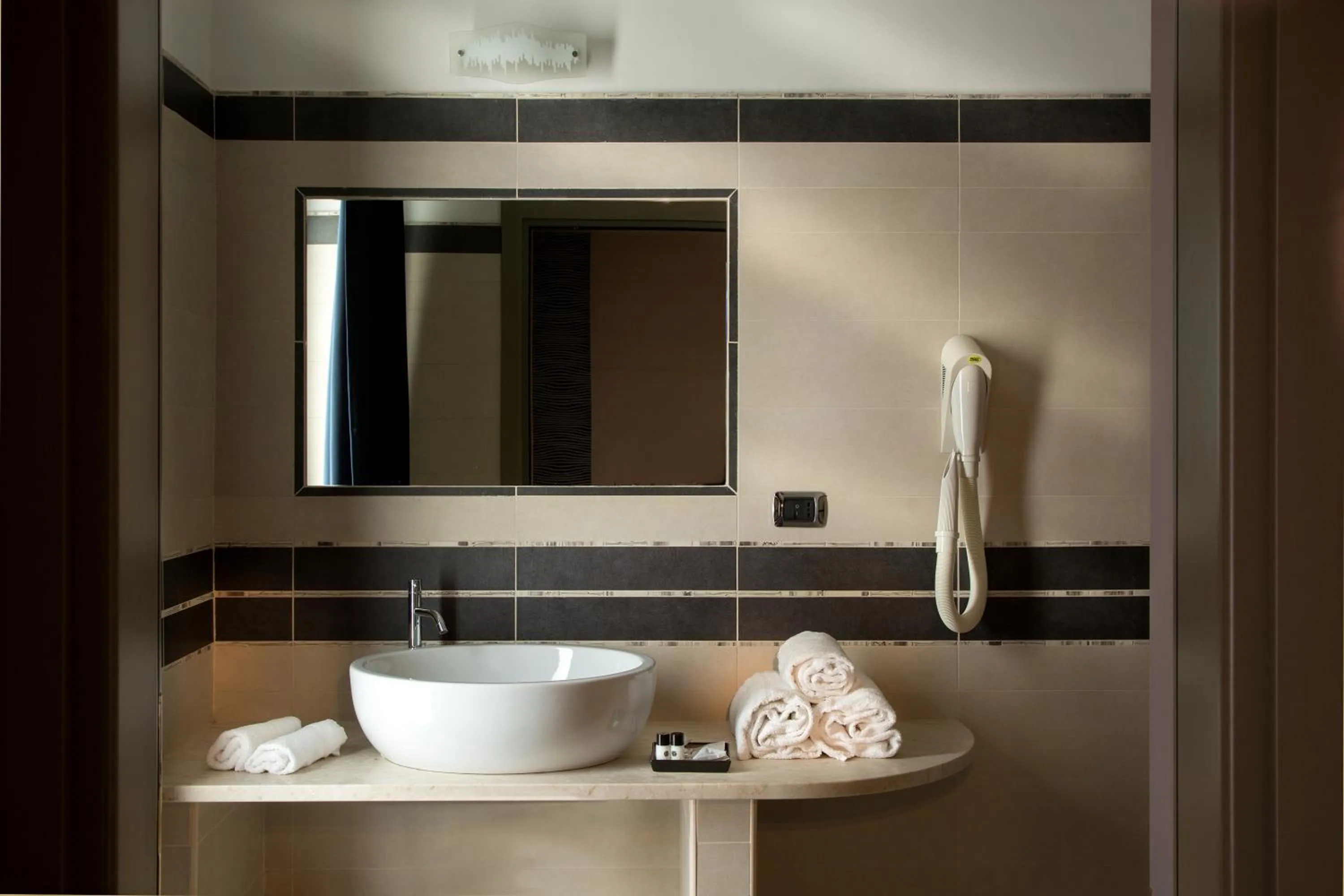 Bathroom in Hotel Premiere