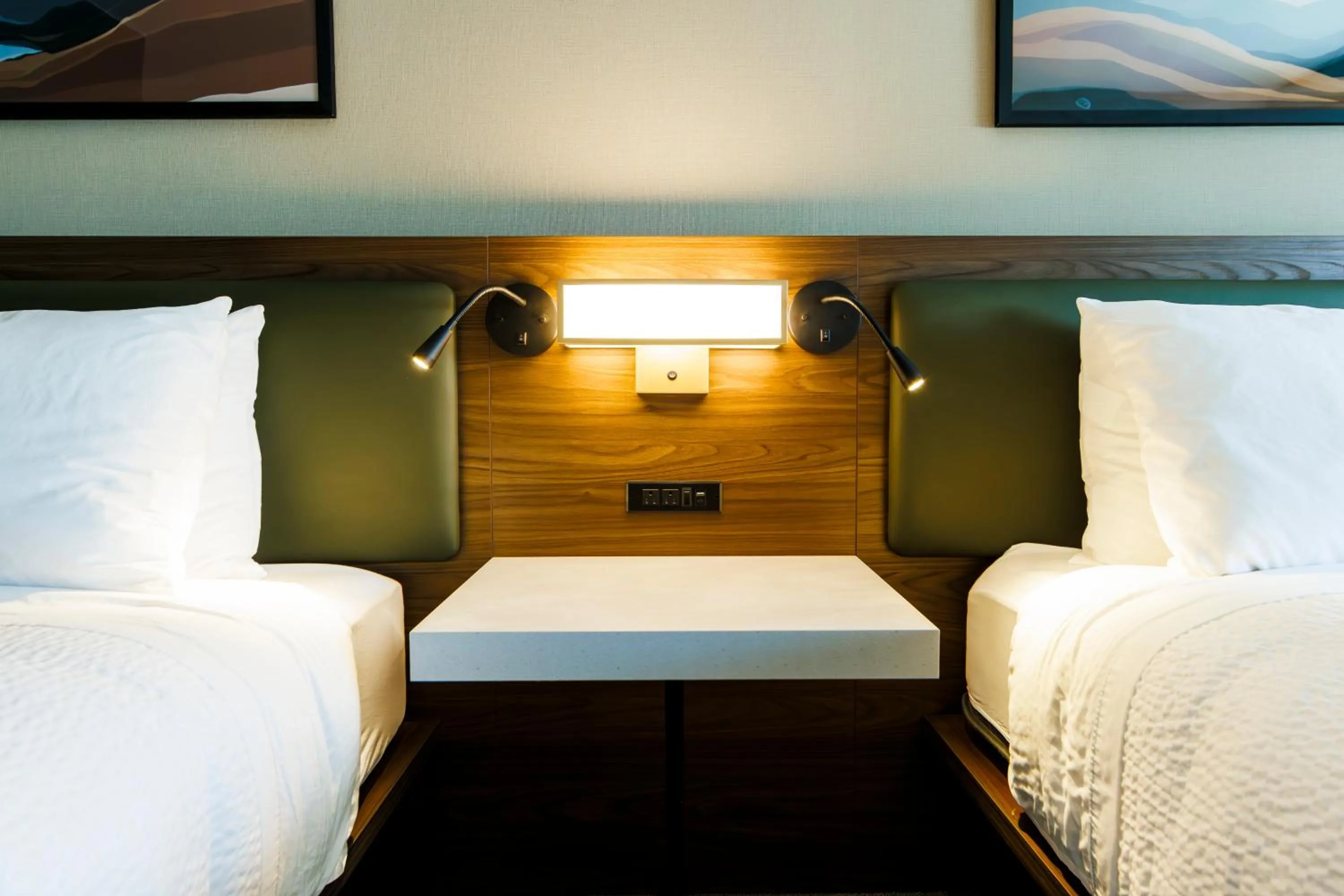 Bed in Hilton Garden Inn Clackamas Portland