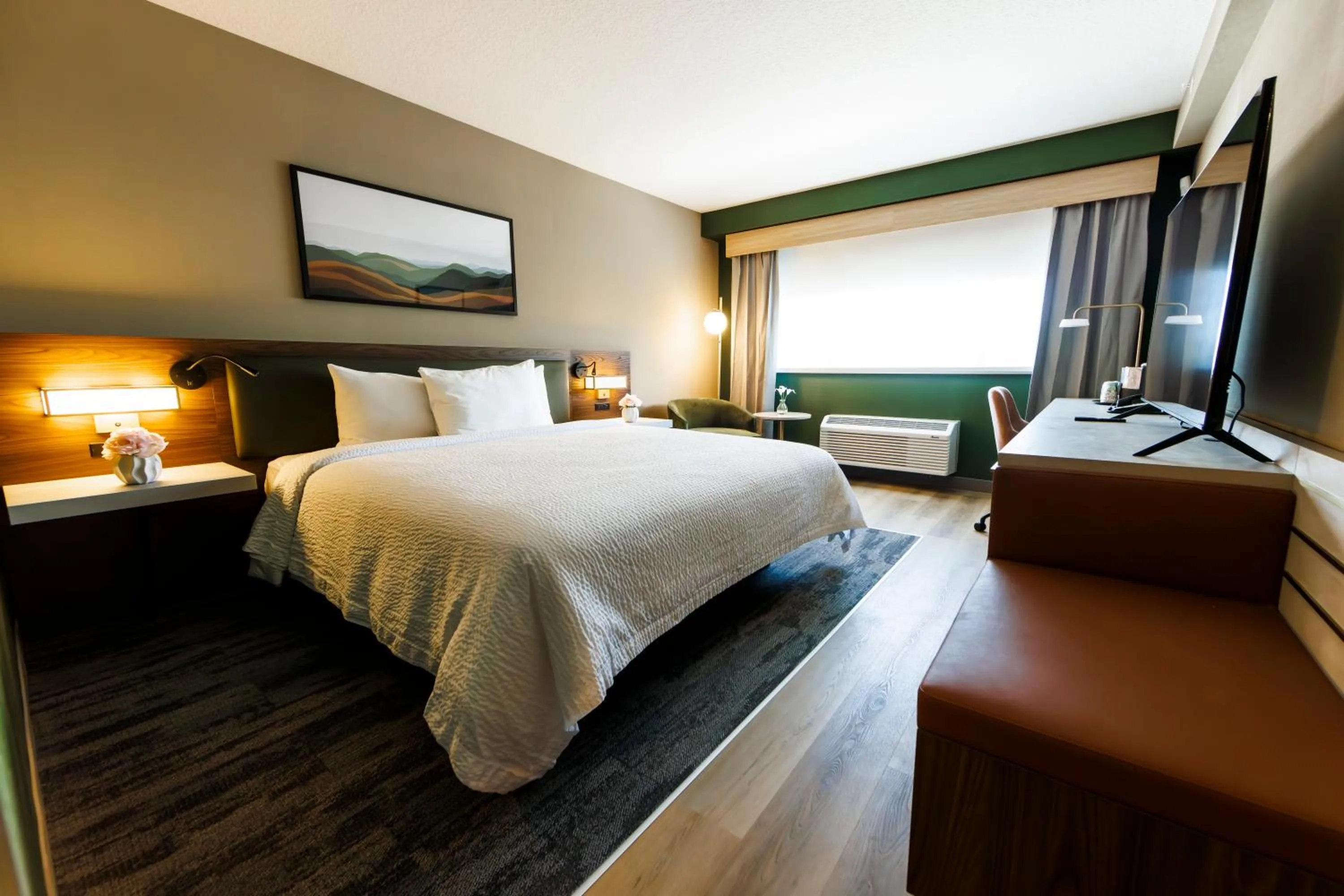 Bed in Hilton Garden Inn Clackamas Portland