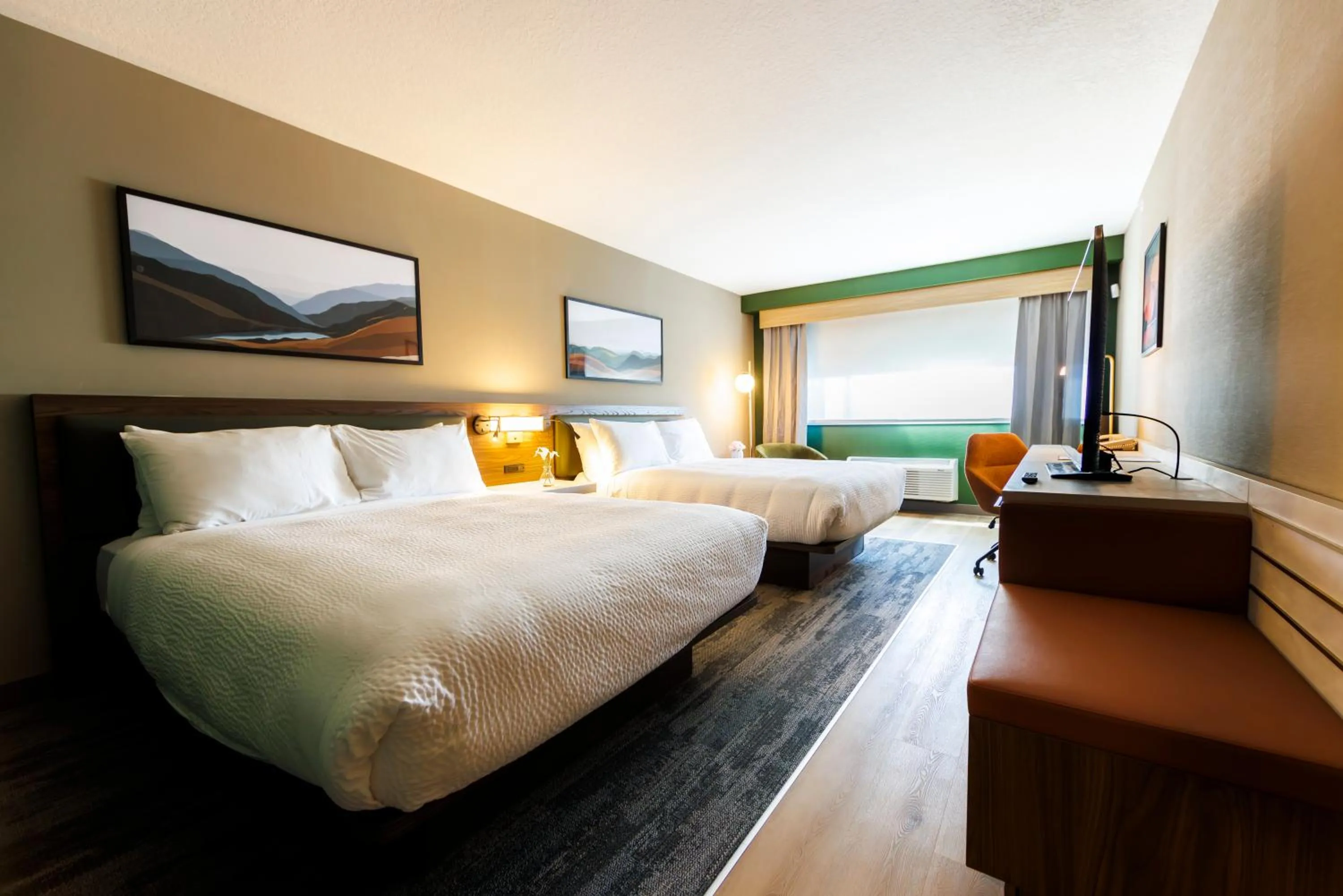 Bed in Hilton Garden Inn Clackamas Portland