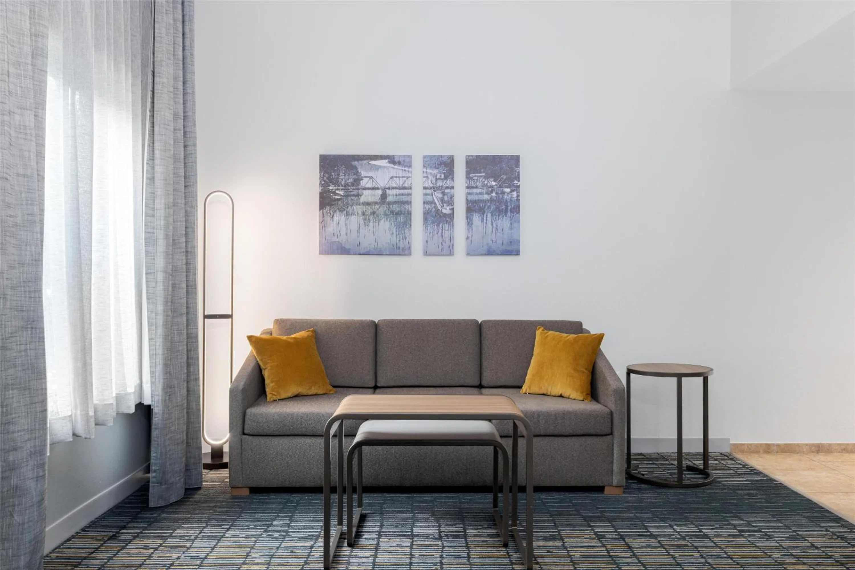 Living room in Homewood Suites by Hilton Slidell