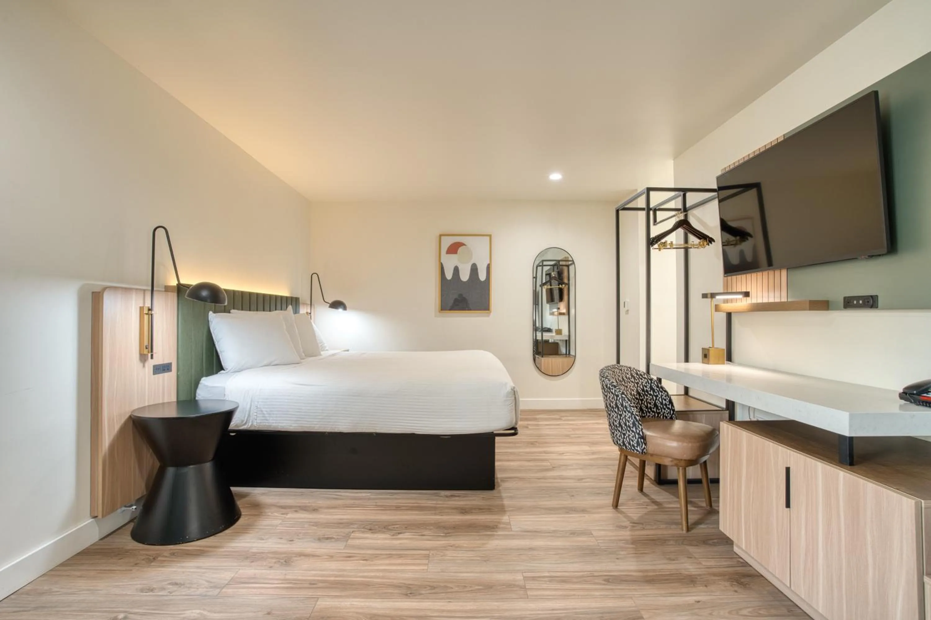 TV and multimedia, Bed in La Casa Inn