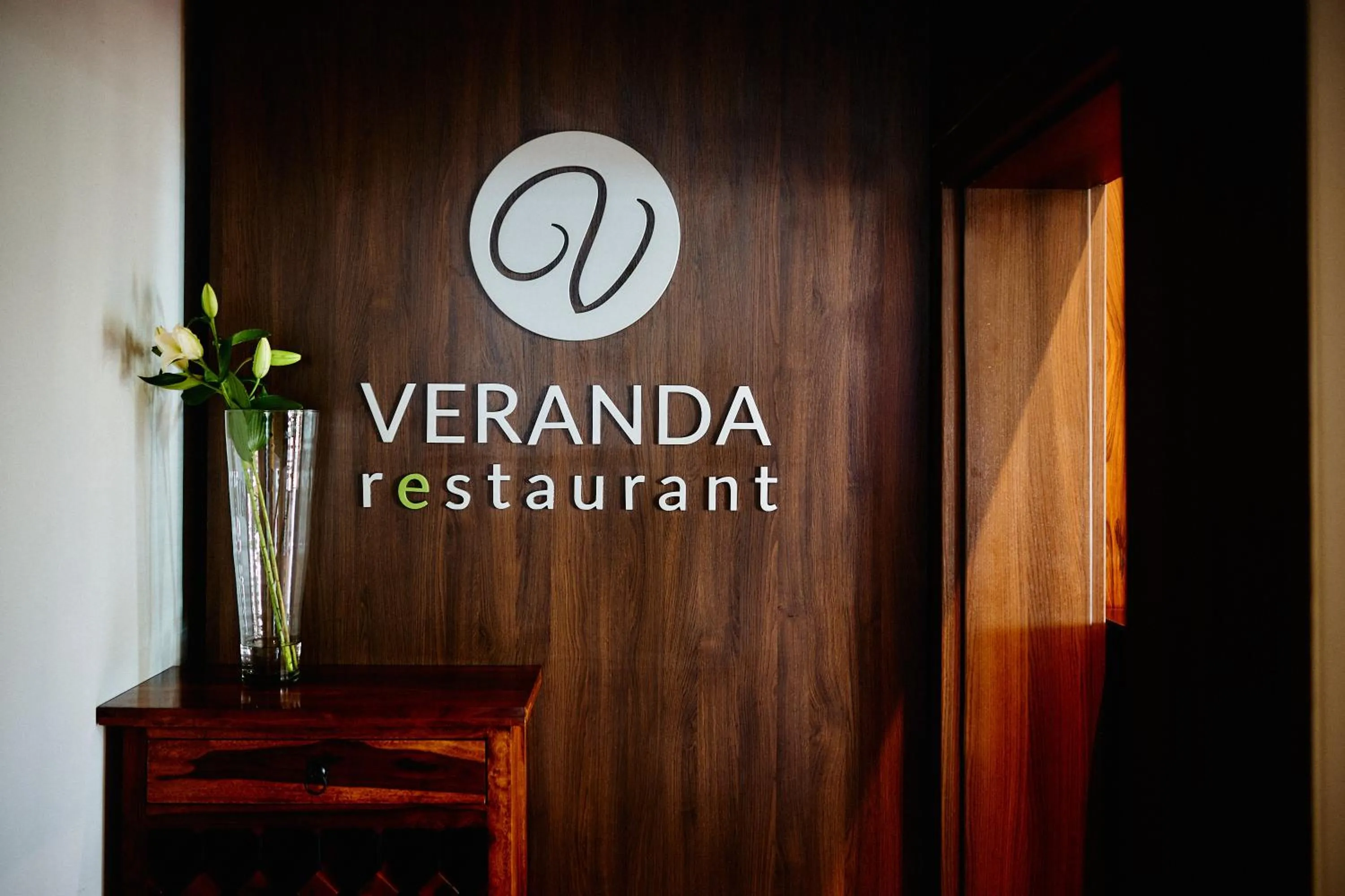 Logo/Certificate/Sign in M Club Hotel | Lubie Resort