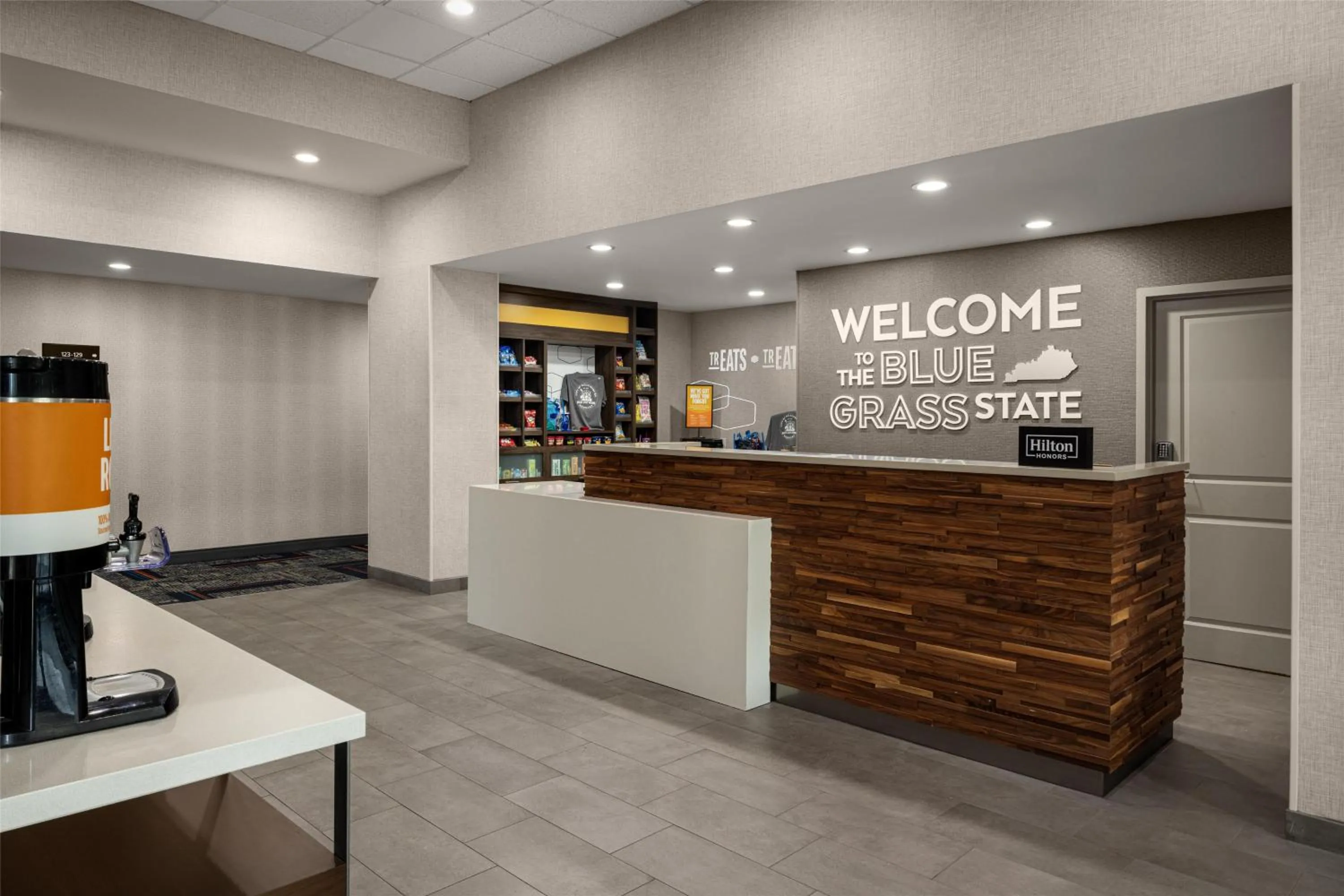 Lobby or reception in Hampton Inn Williamsburg