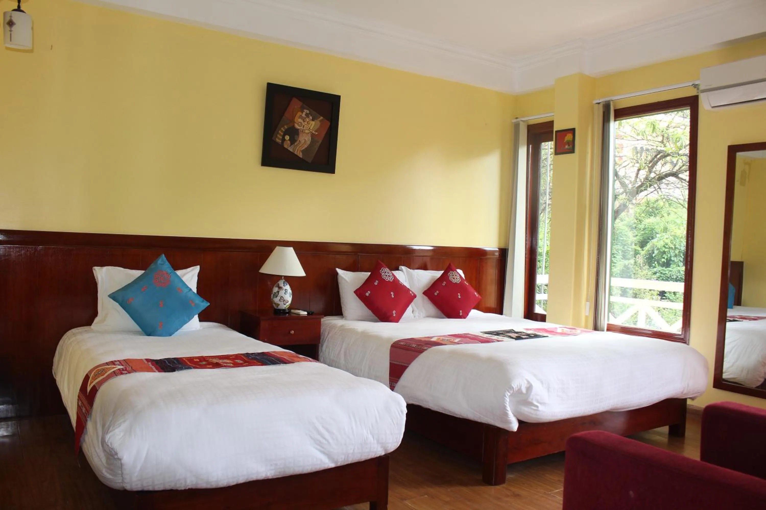 Balcony/Terrace, Bed in Anise Sapa Hotel