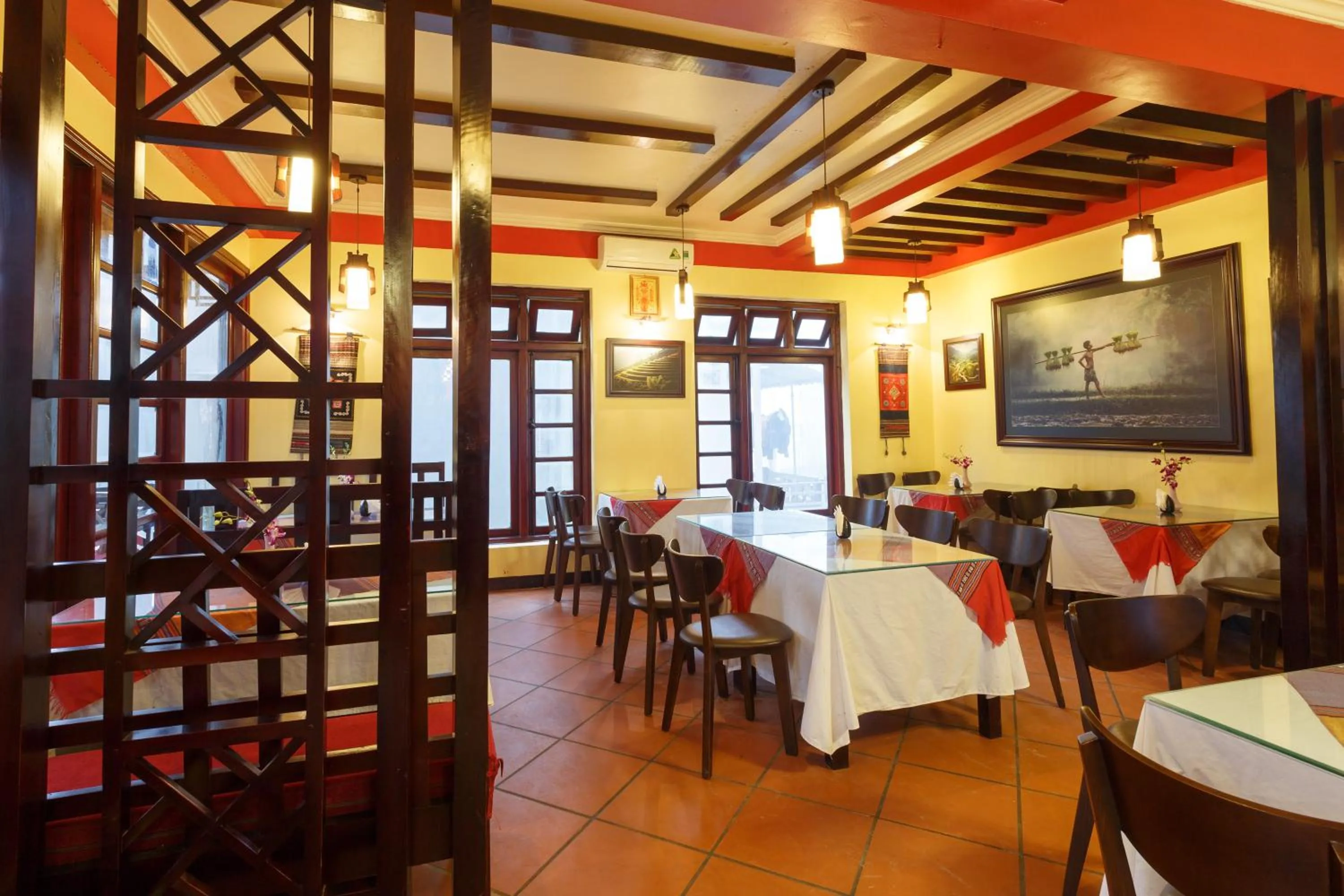 Restaurant/places to eat in Anise Sapa Hotel