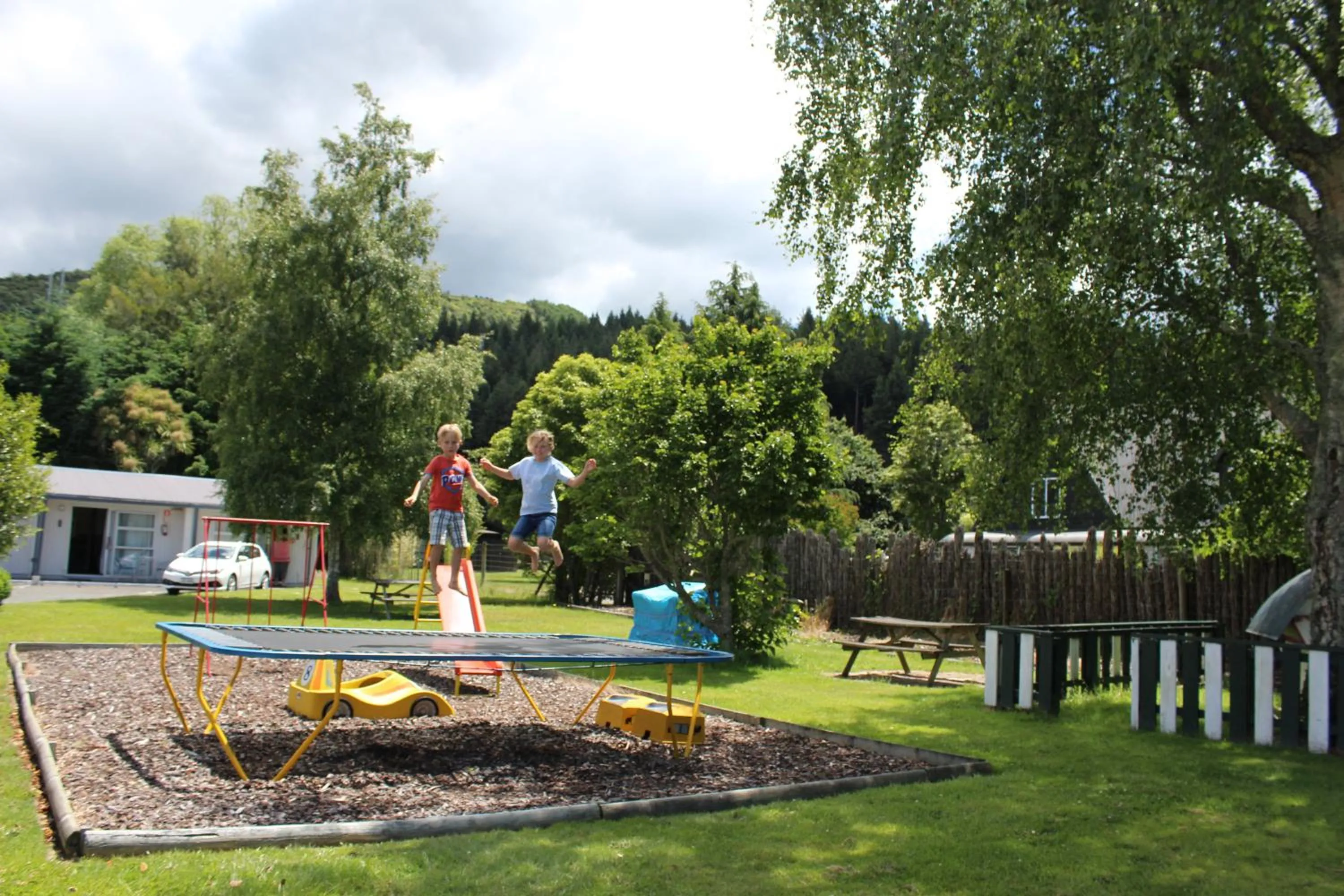 Day in Fairy Springs Motel