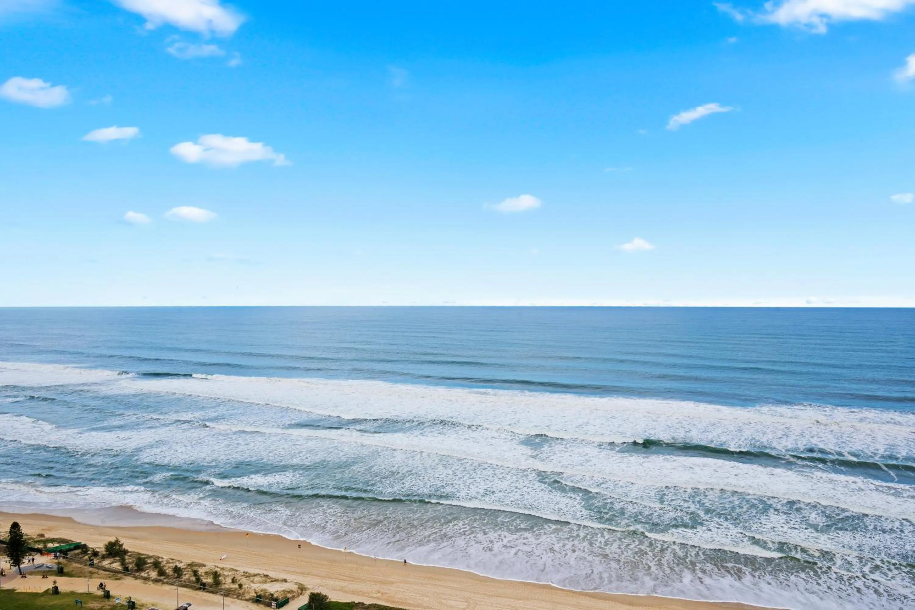 Capricorn One Beachside Holiday Apartments - Official