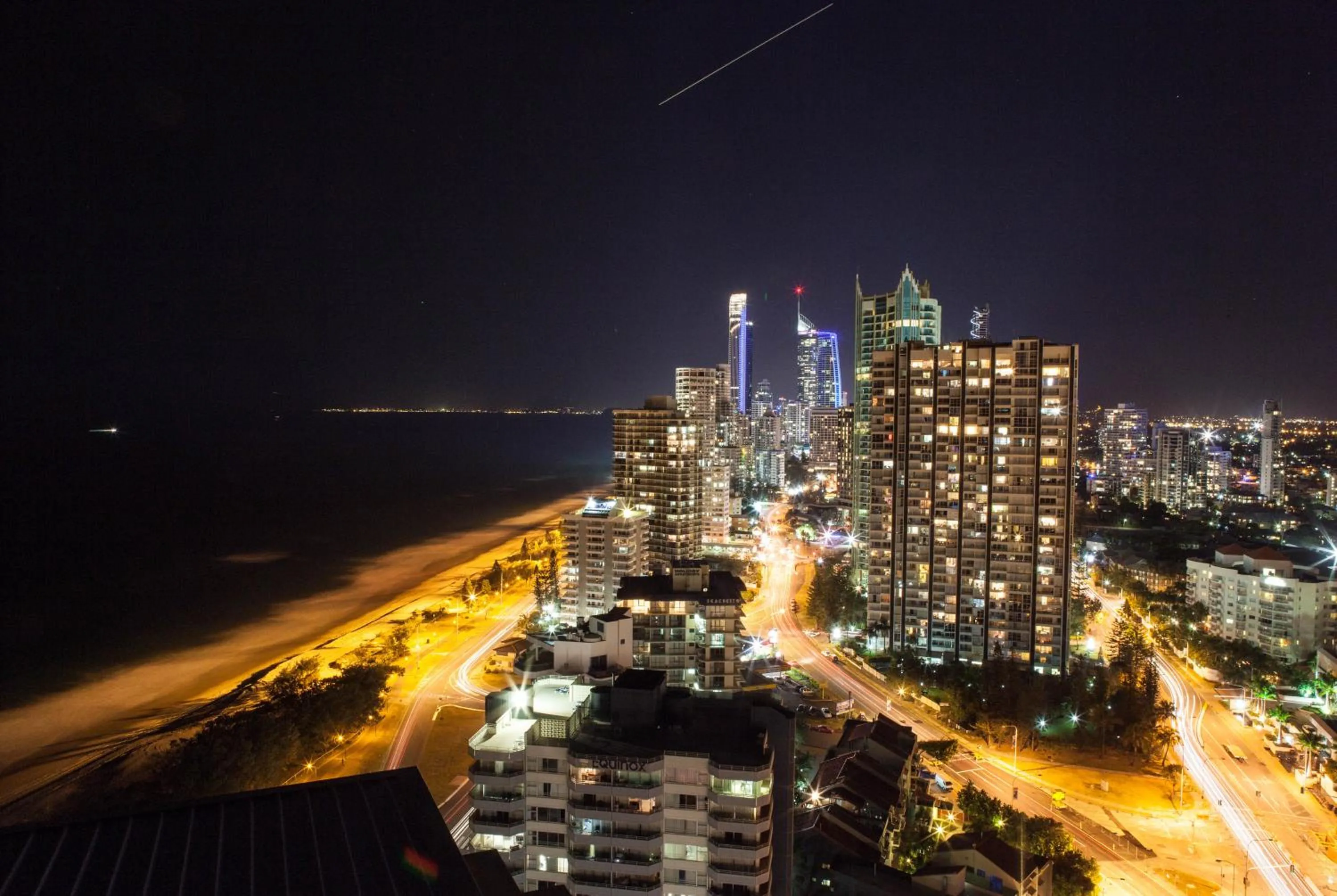 Night in Capricorn One Beachside Holiday Apartments - Official