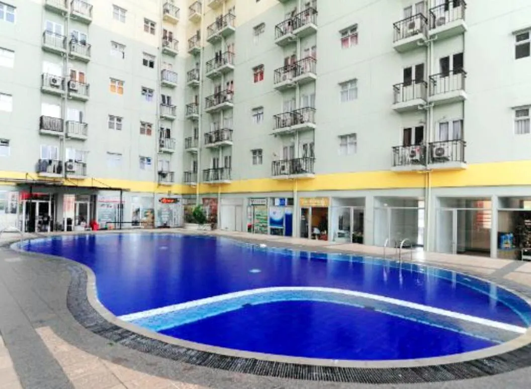 Swimming pool in Apartment The Suites Metro by Yudis