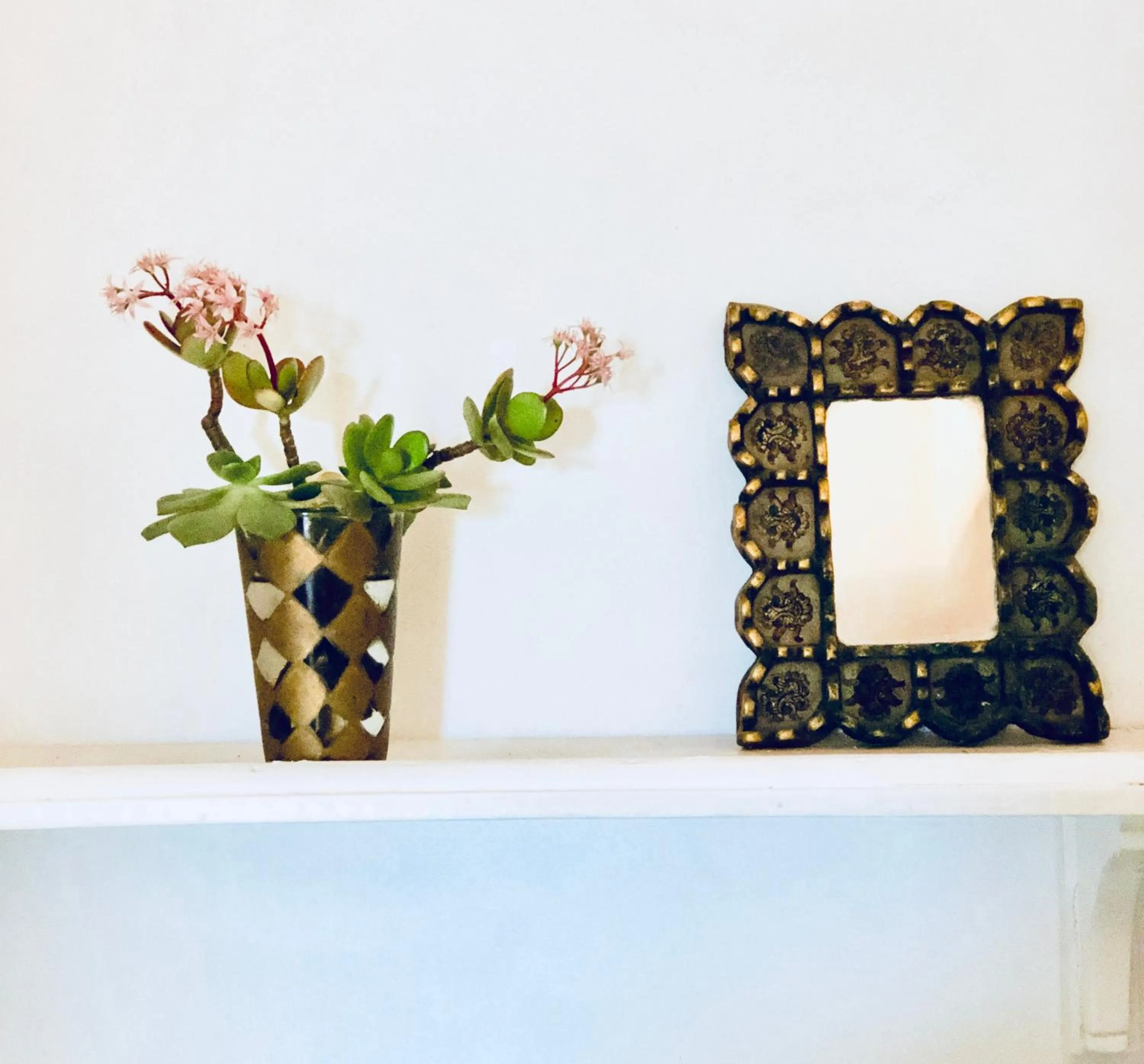 Decorative detail in Dominio Vale Flores