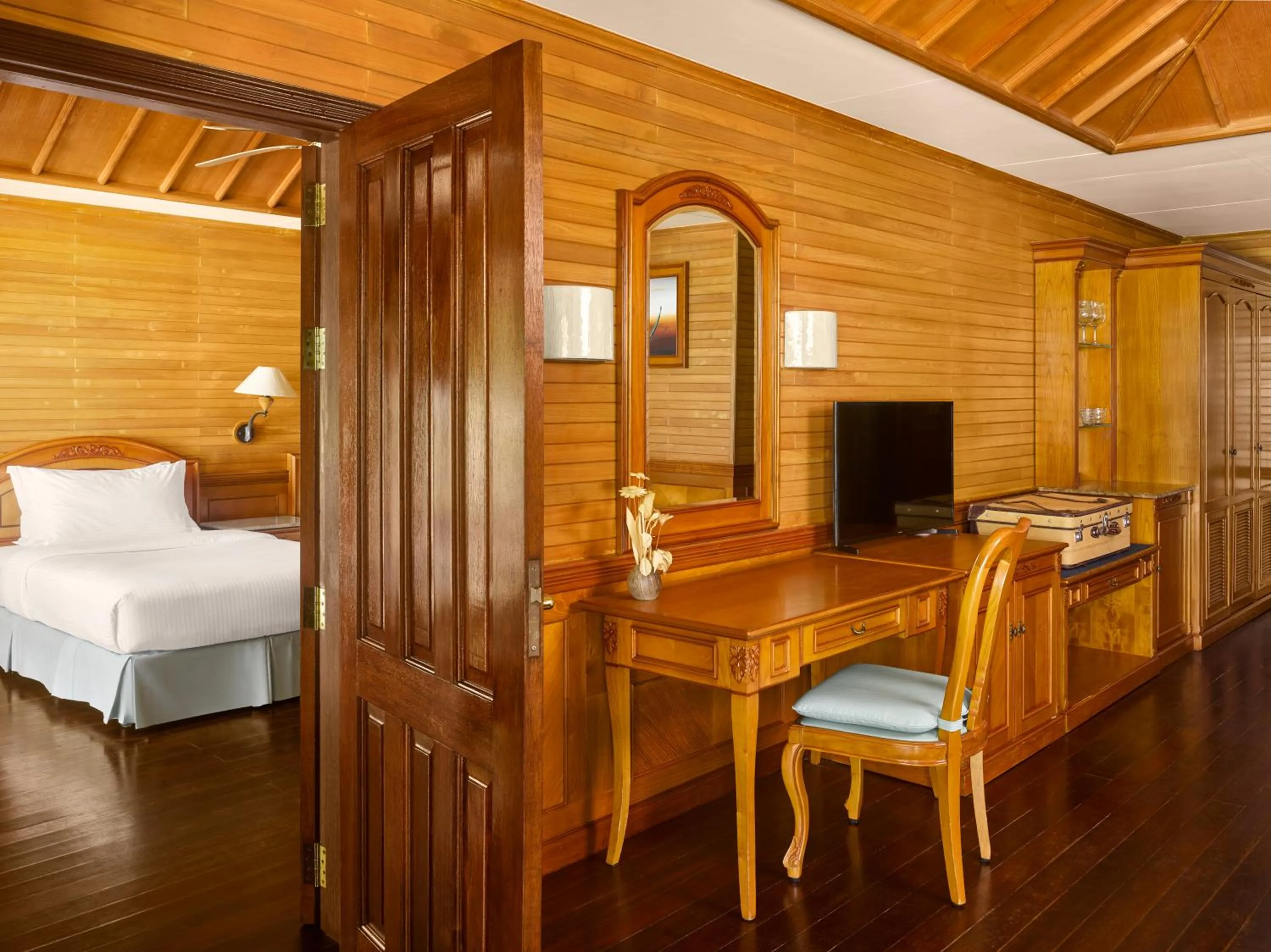 Bedroom, Bed in Royal Island Resort Maldives