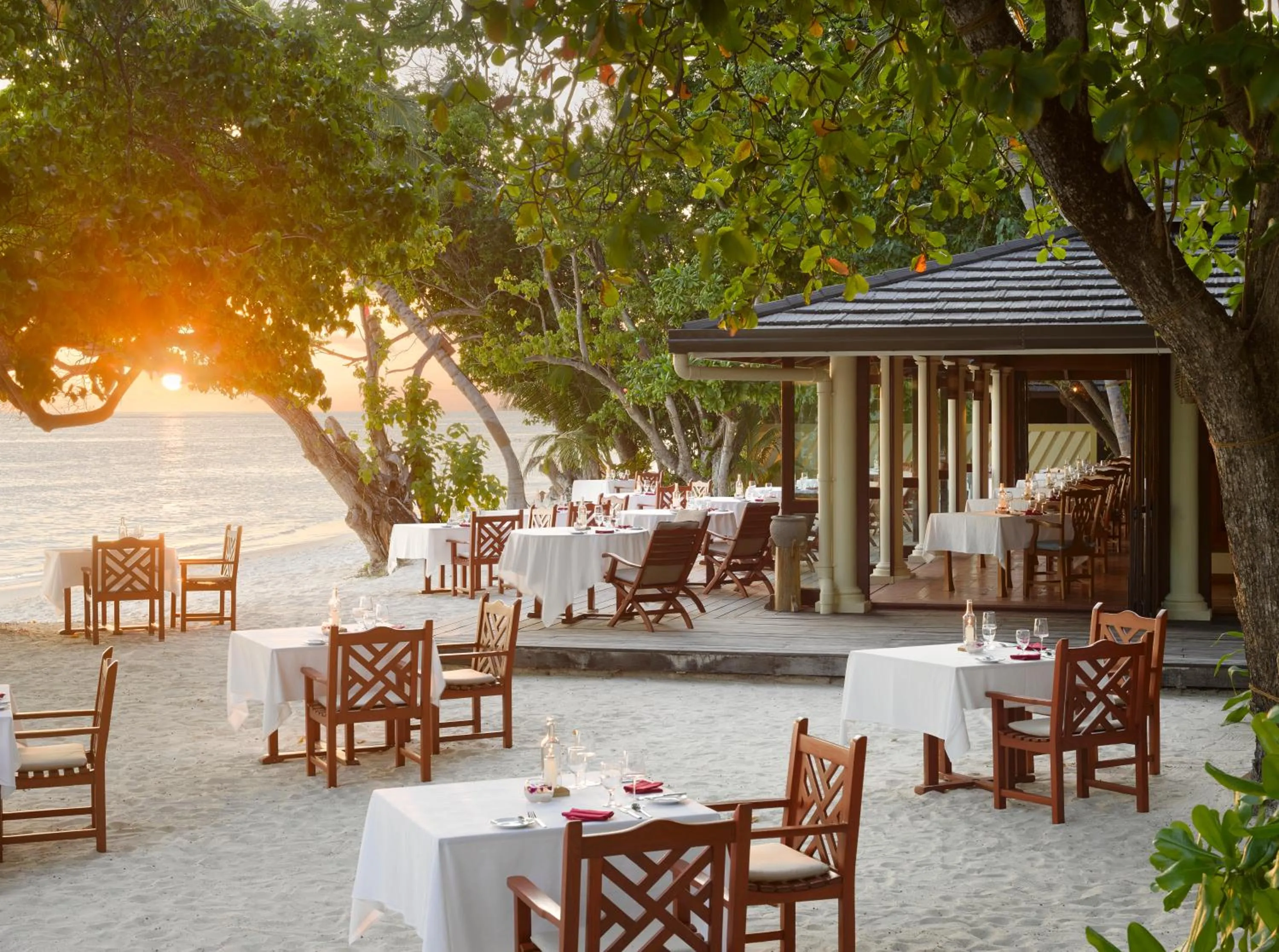 Restaurant/places to eat in Royal Island Resort Maldives