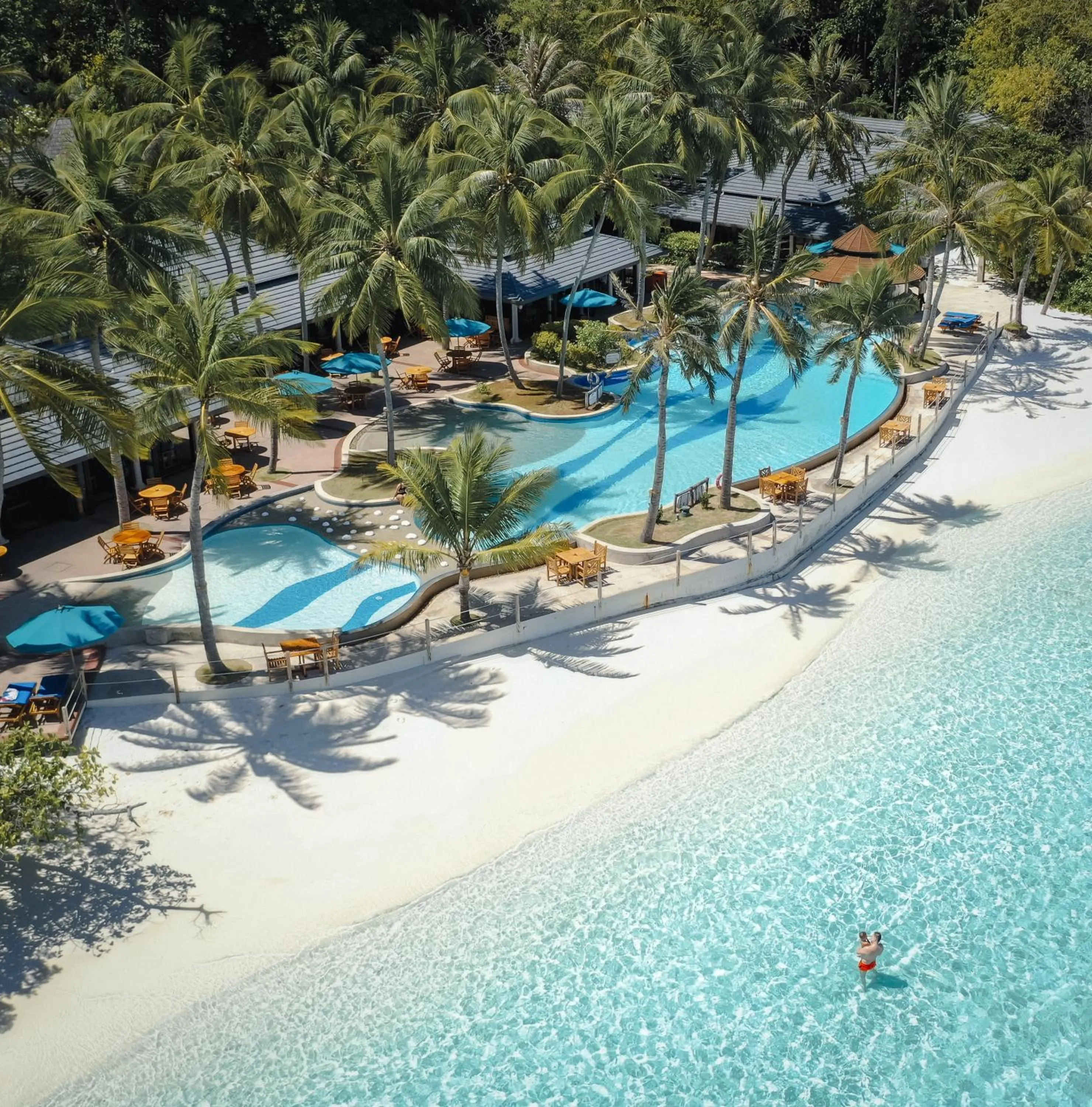Swimming pool in Royal Island Resort Maldives