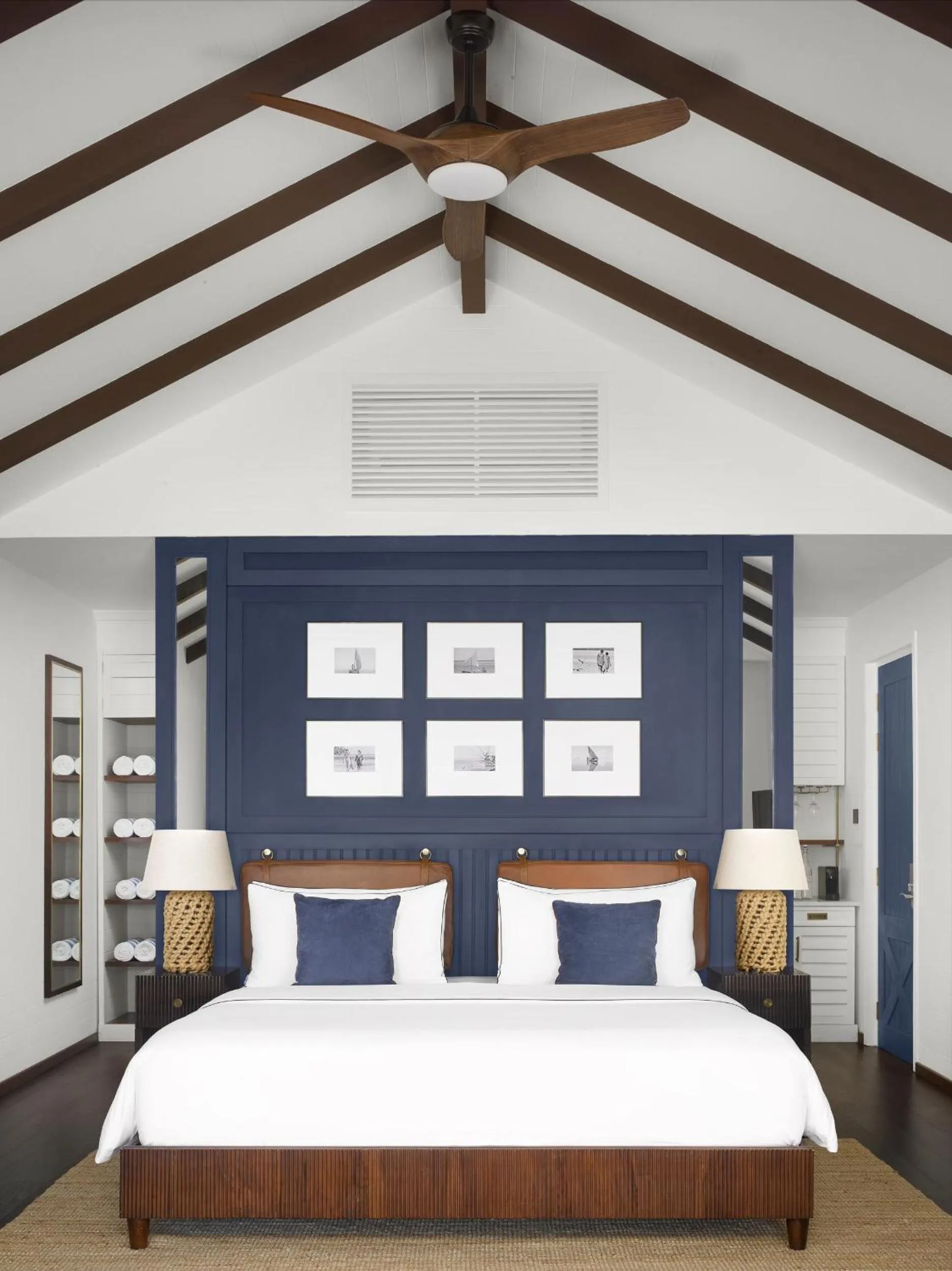 Bedroom, Bed in Villa Nautica Paradise Island Resort