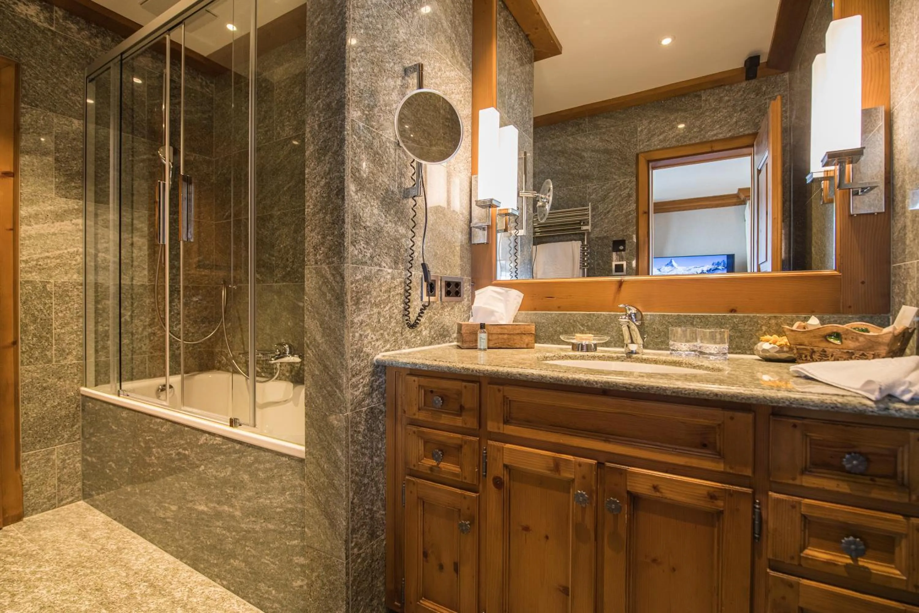 Shower in Riffelalp Resort 2222m Ski-in & Ski-out