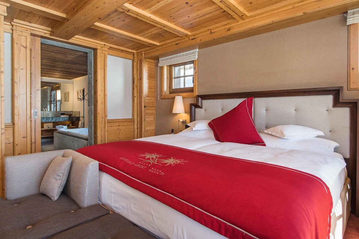 Bedroom, Bed in Riffelalp Resort 2222m Ski-in & Ski-out