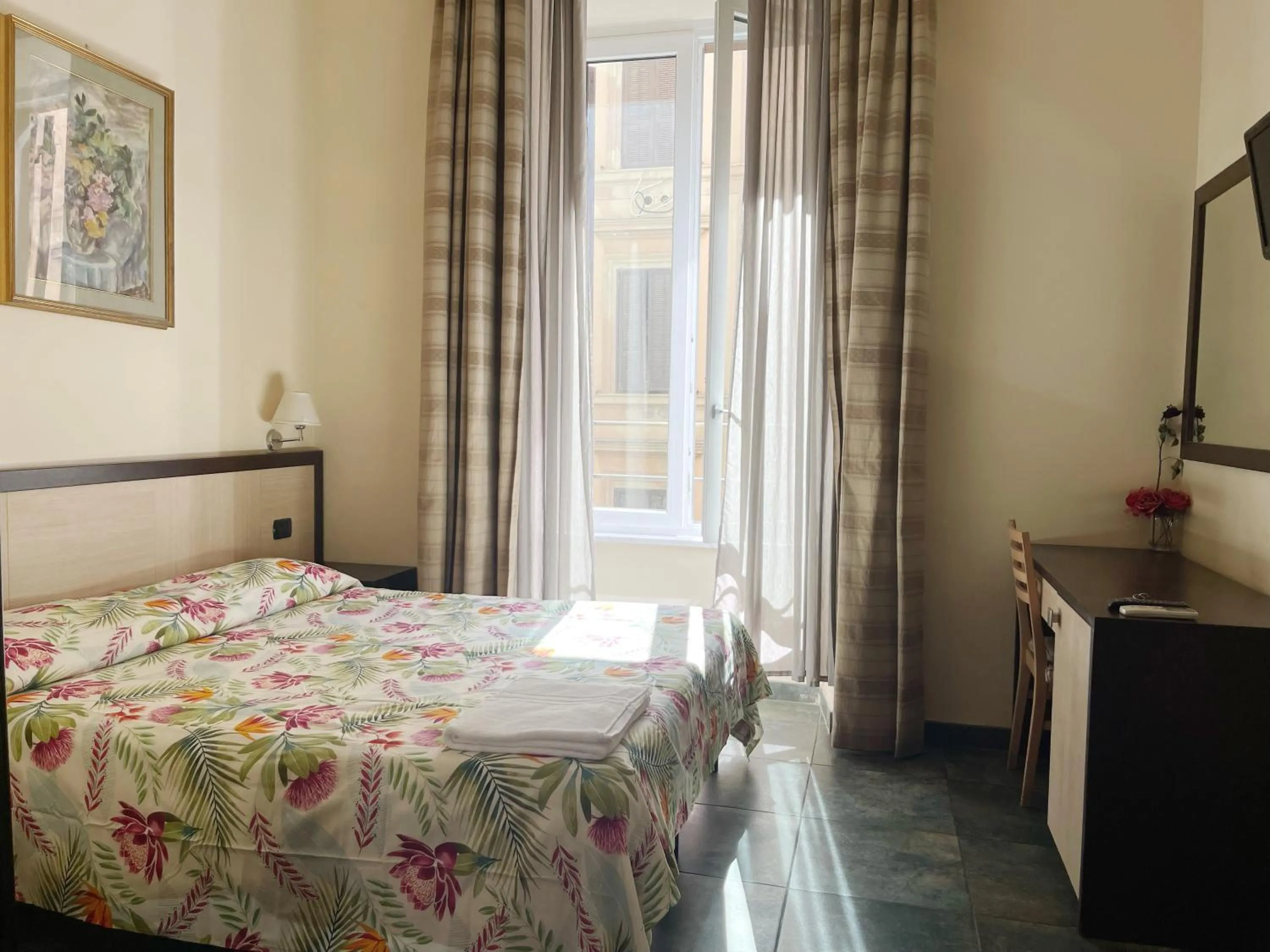 Photo of the whole room, Bed in Clarian Affittacamere