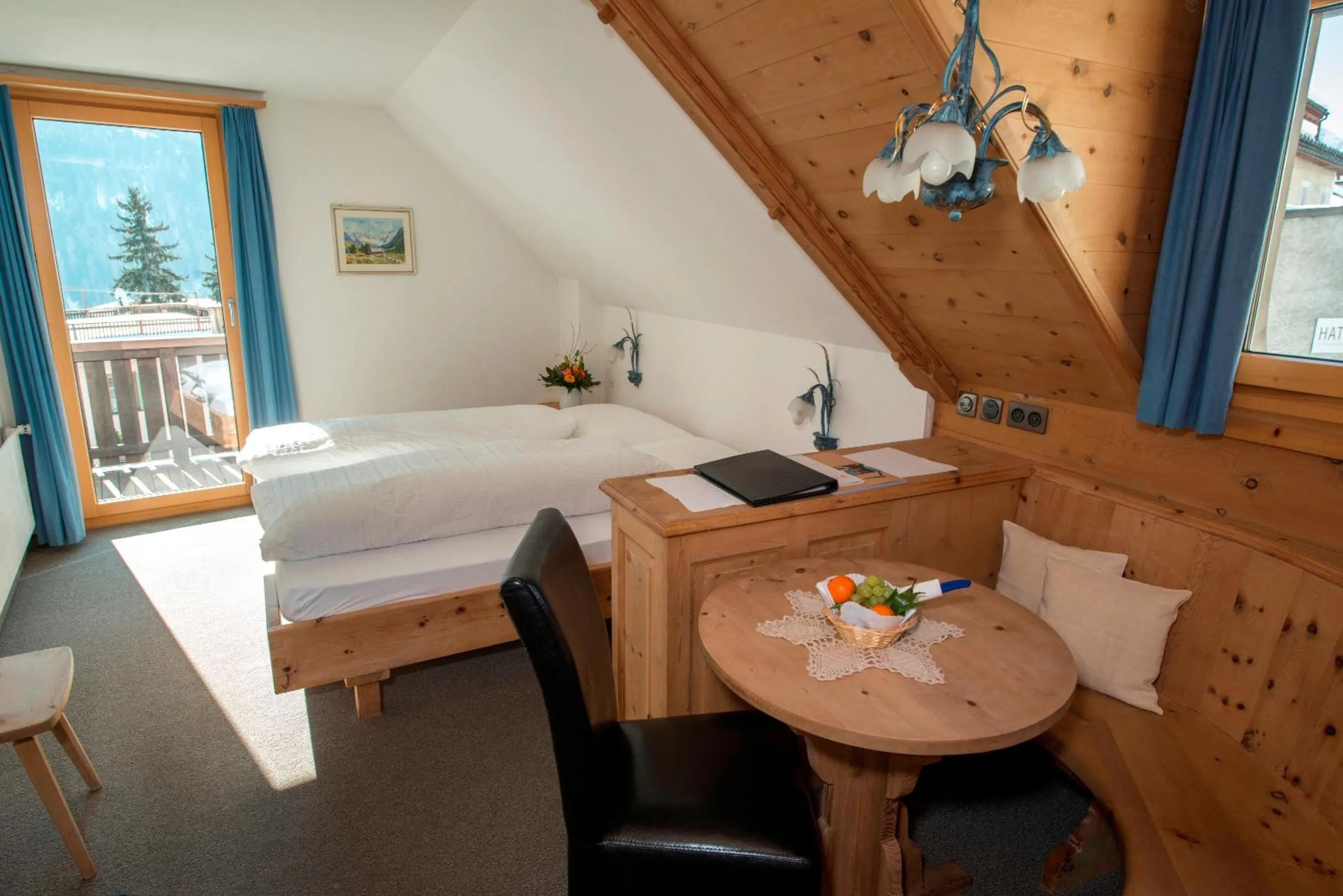 Bedroom in Hotel Traube