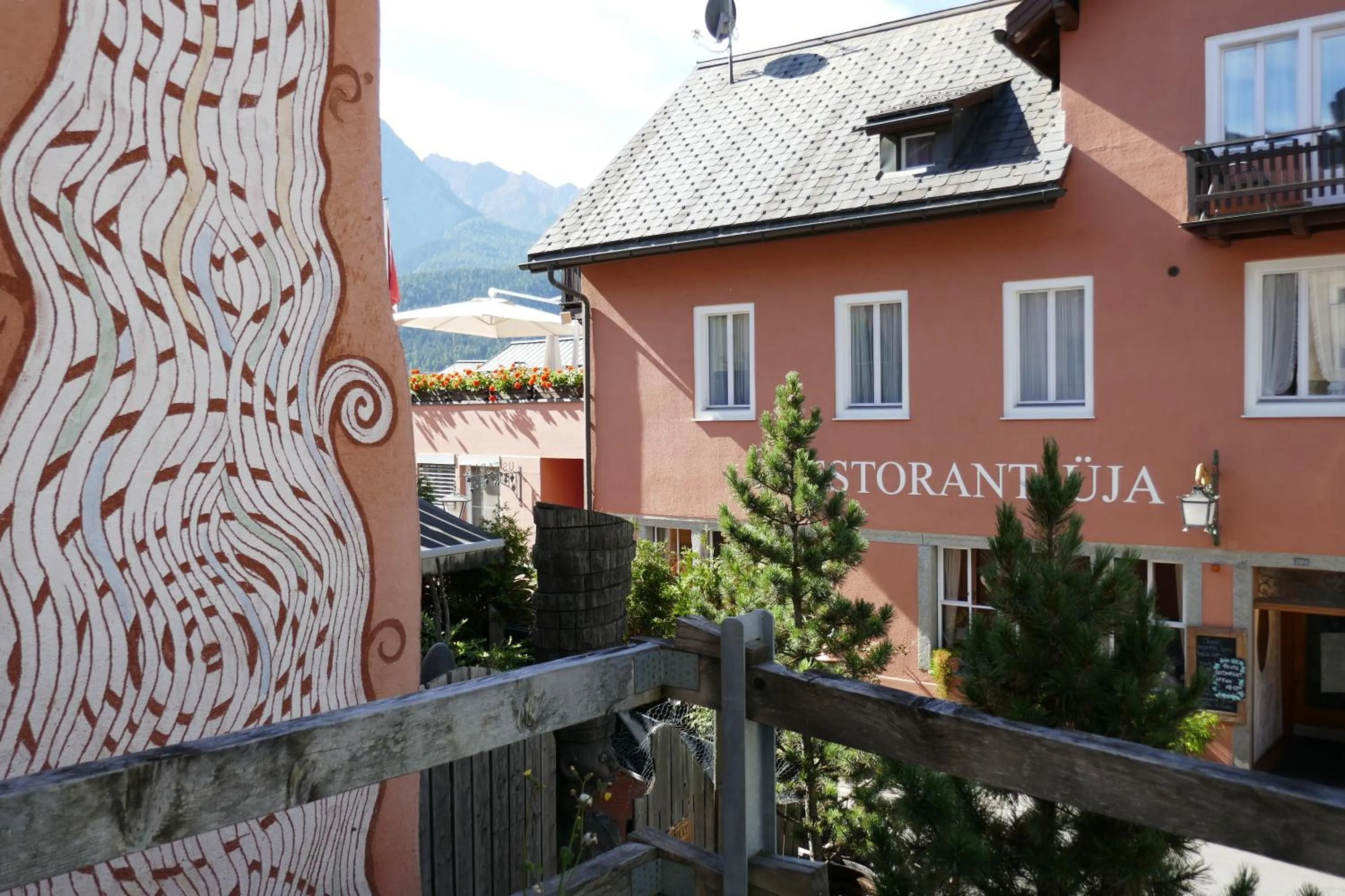 Facade/entrance in Hotel Traube