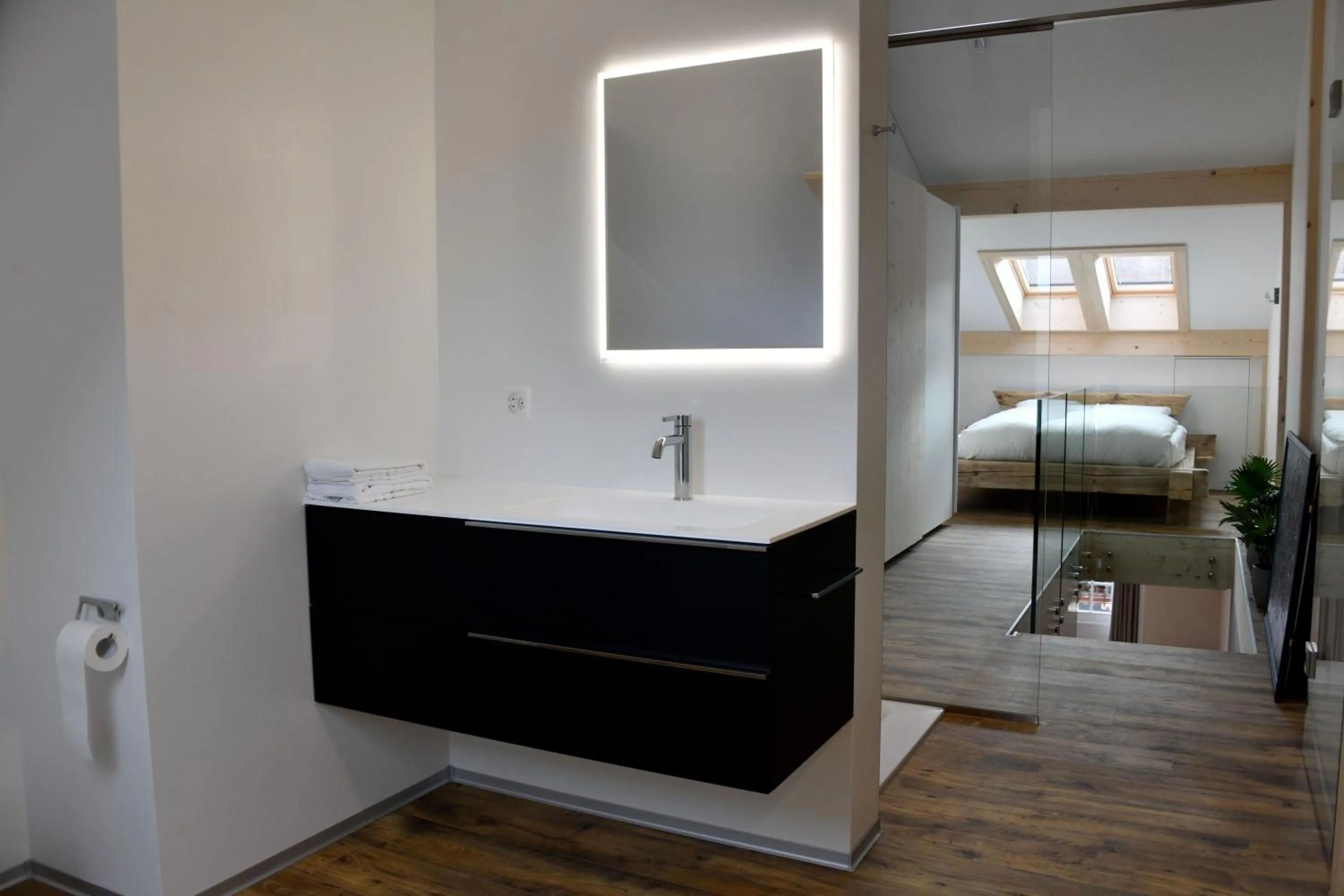 Bathroom in Hôtel de Ville