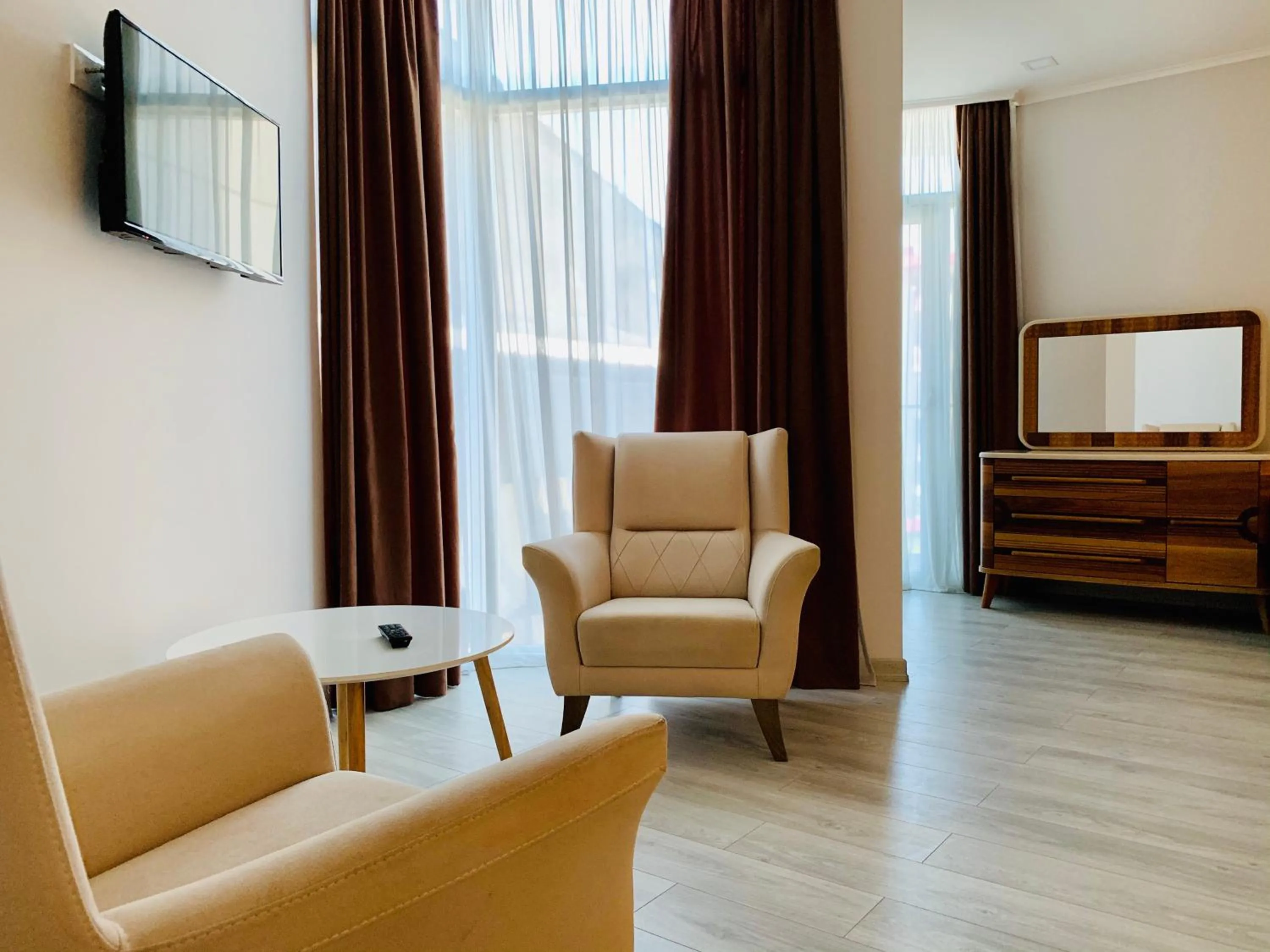 TV and multimedia in Hotel Tsereteli Palace