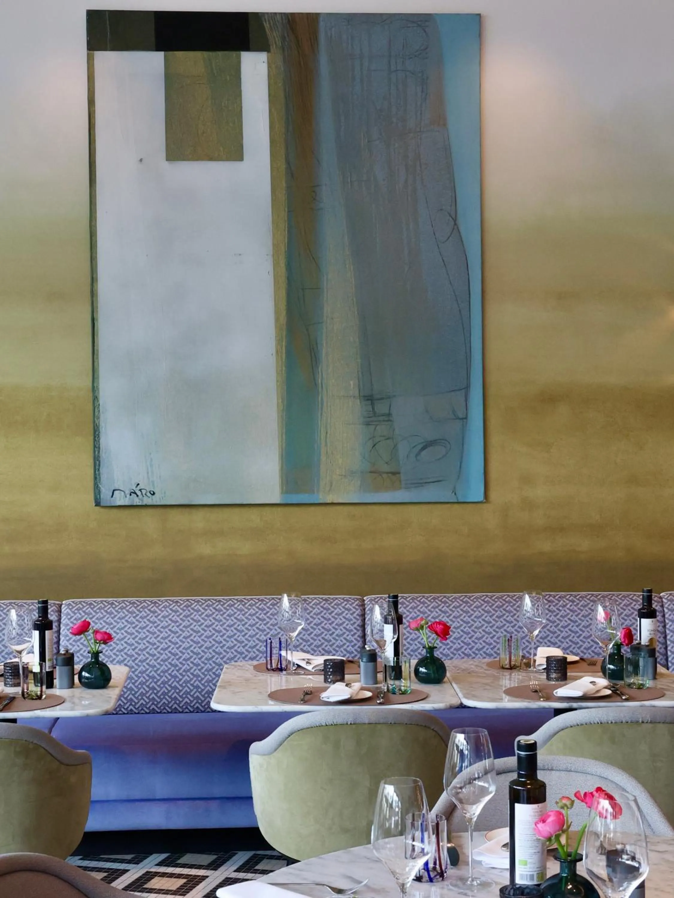 Restaurant/places to eat in The Fontenay Hamburg