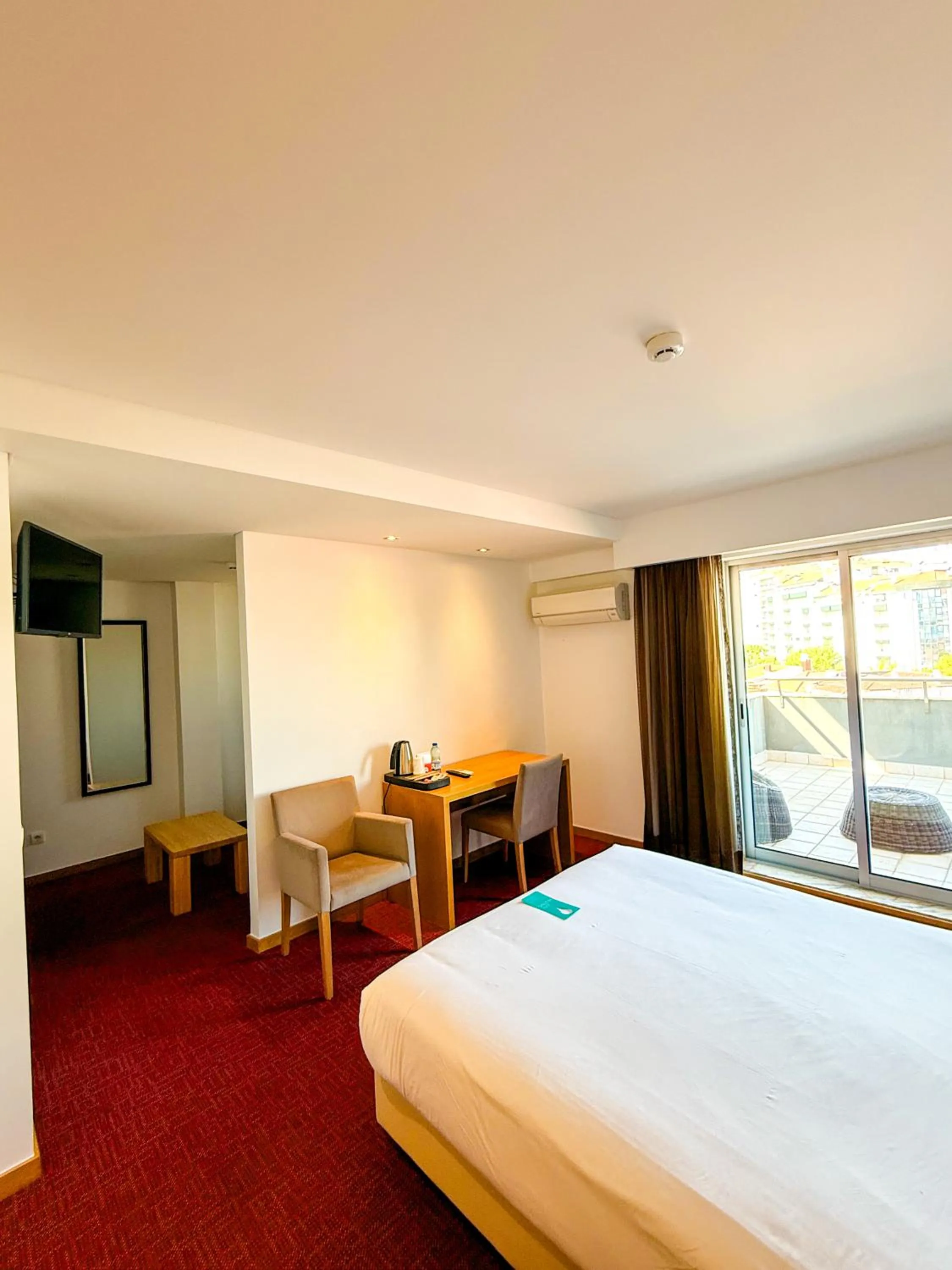 Bedroom, Bed in Stay Hotel Leiria Centro