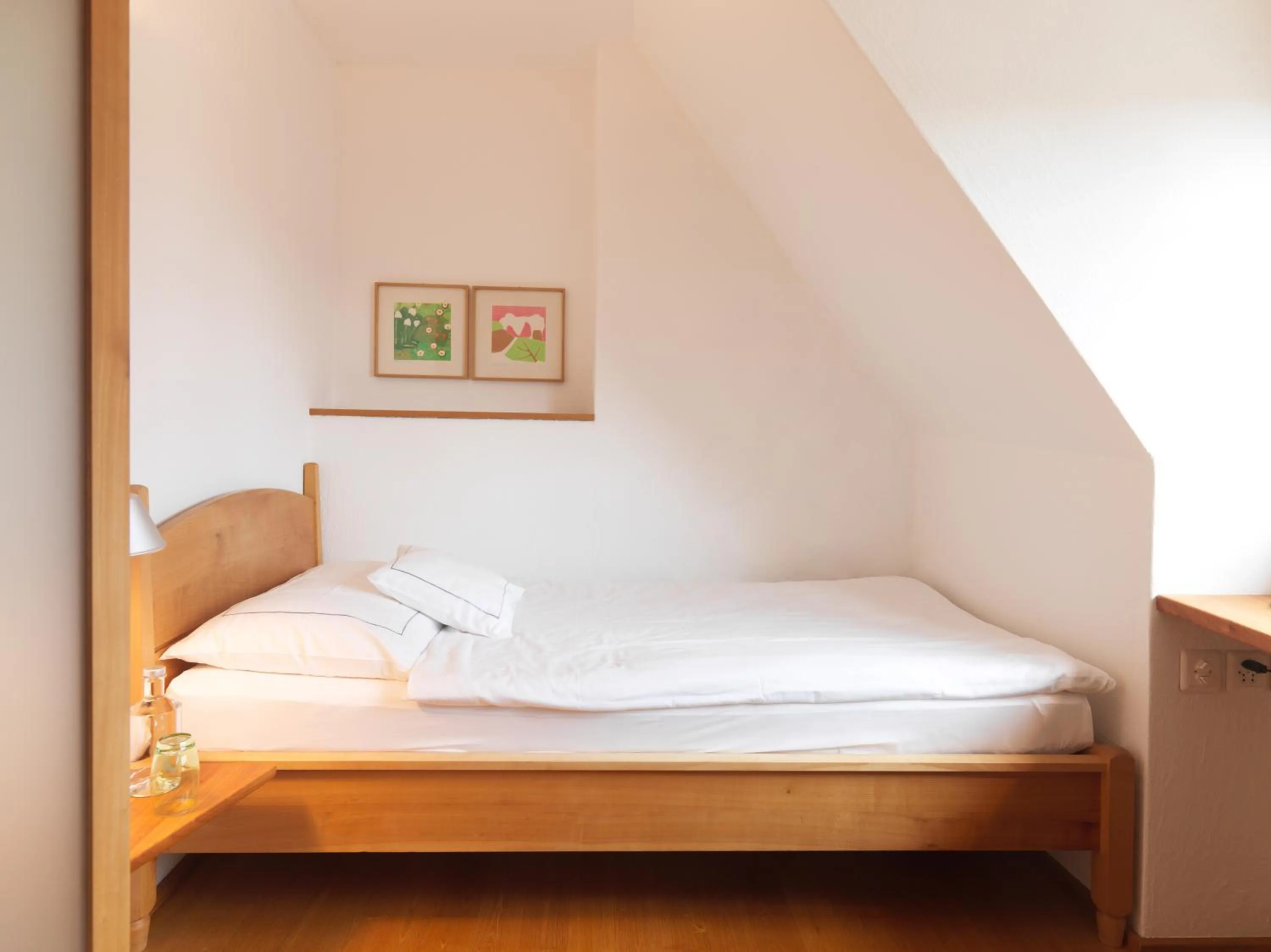 Bedroom, Bed in City-Hotel Ochsen