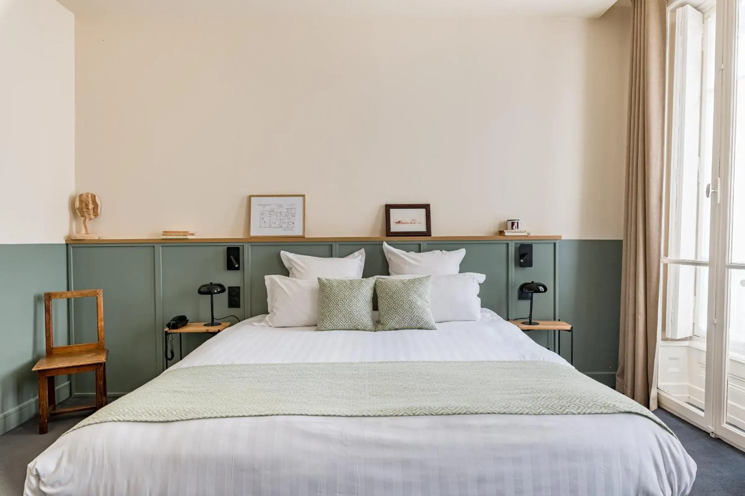 Privilege Room in Globe Et Cecil Privilege Room in Globe Et Cecil