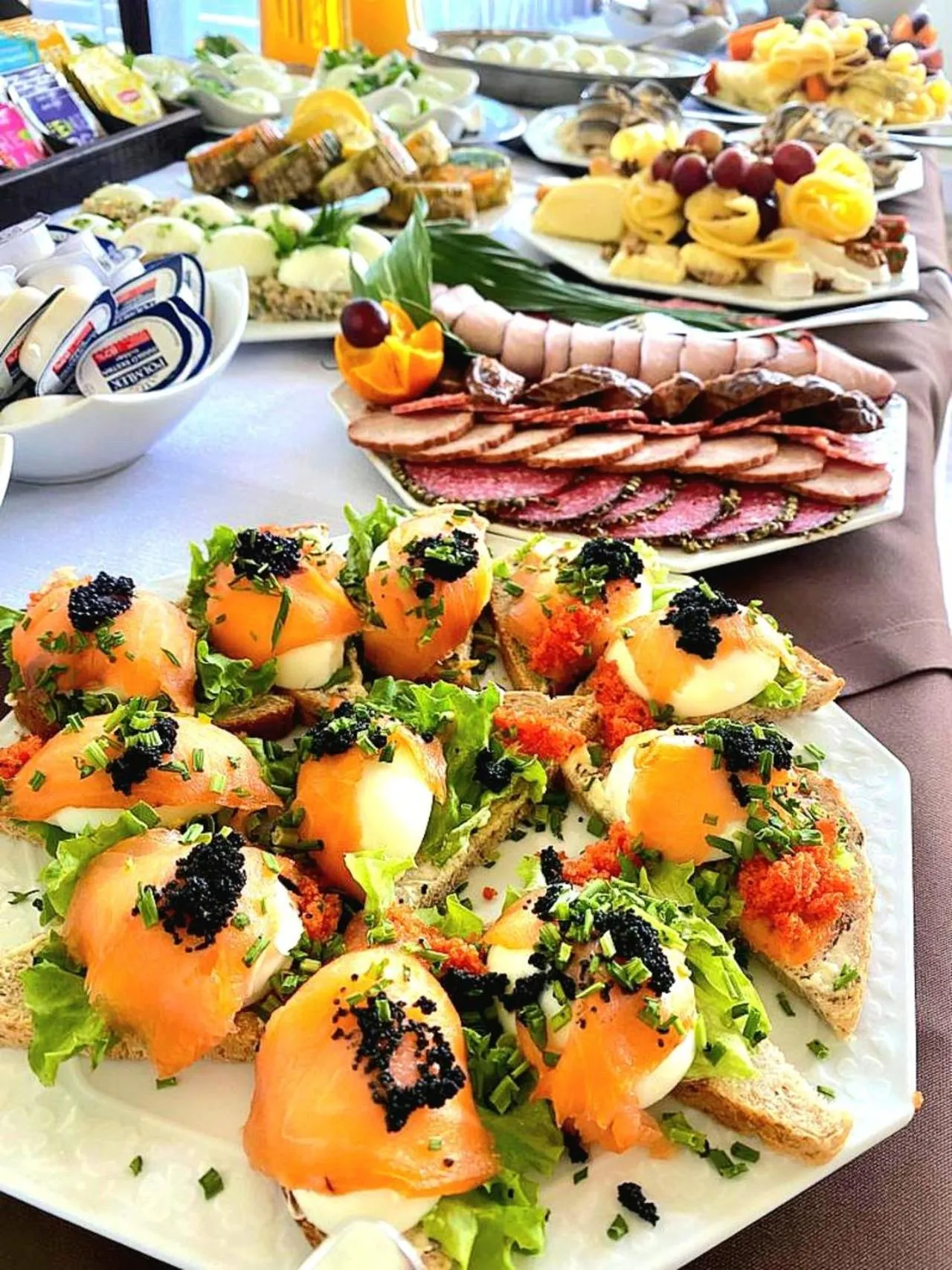 Food and drinks in Hotel Imperial