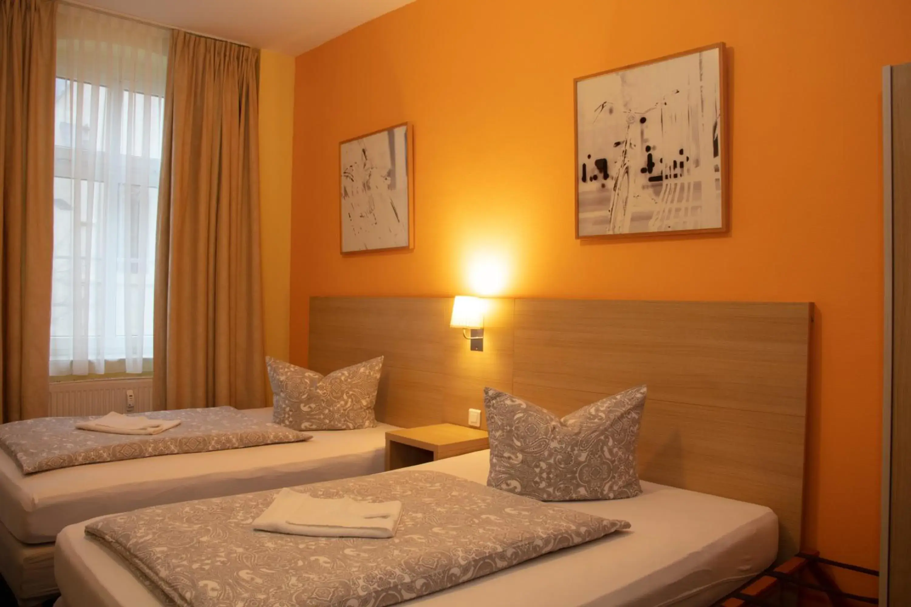 Comfort Double Room - single occupancy in Hotel Maximilian Comfort Double Room - single occupancy in Hotel Maximilian
