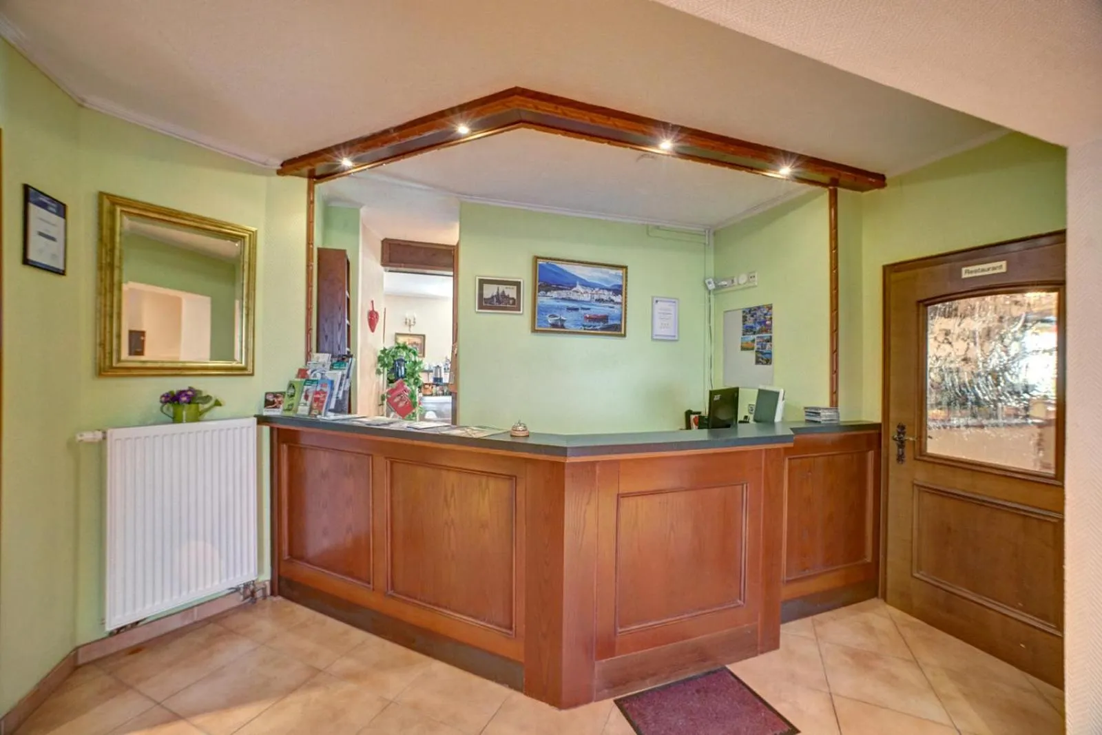 Lobby or reception in Hotel Maximilian