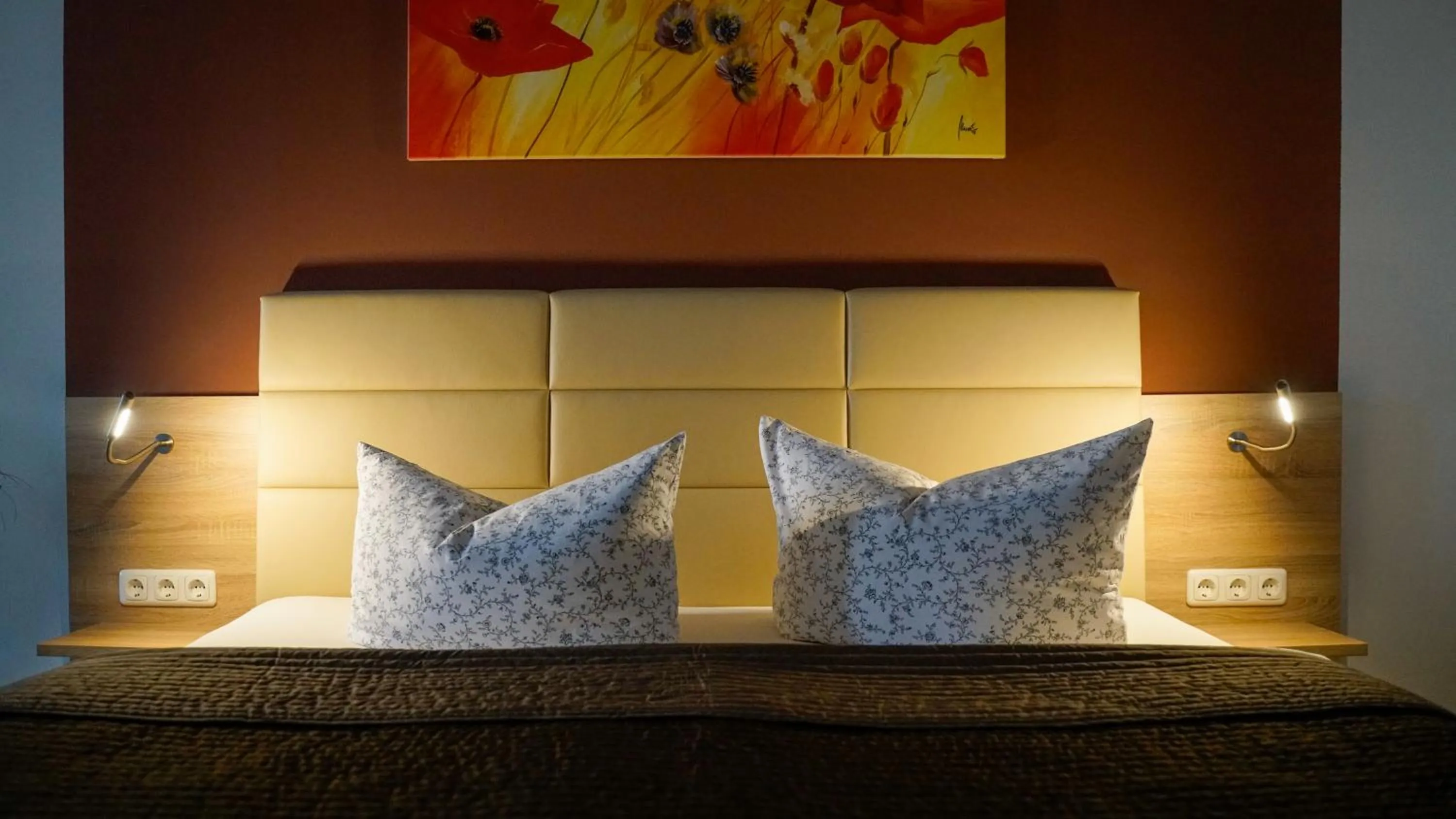 Bed in Hotel Maximilian