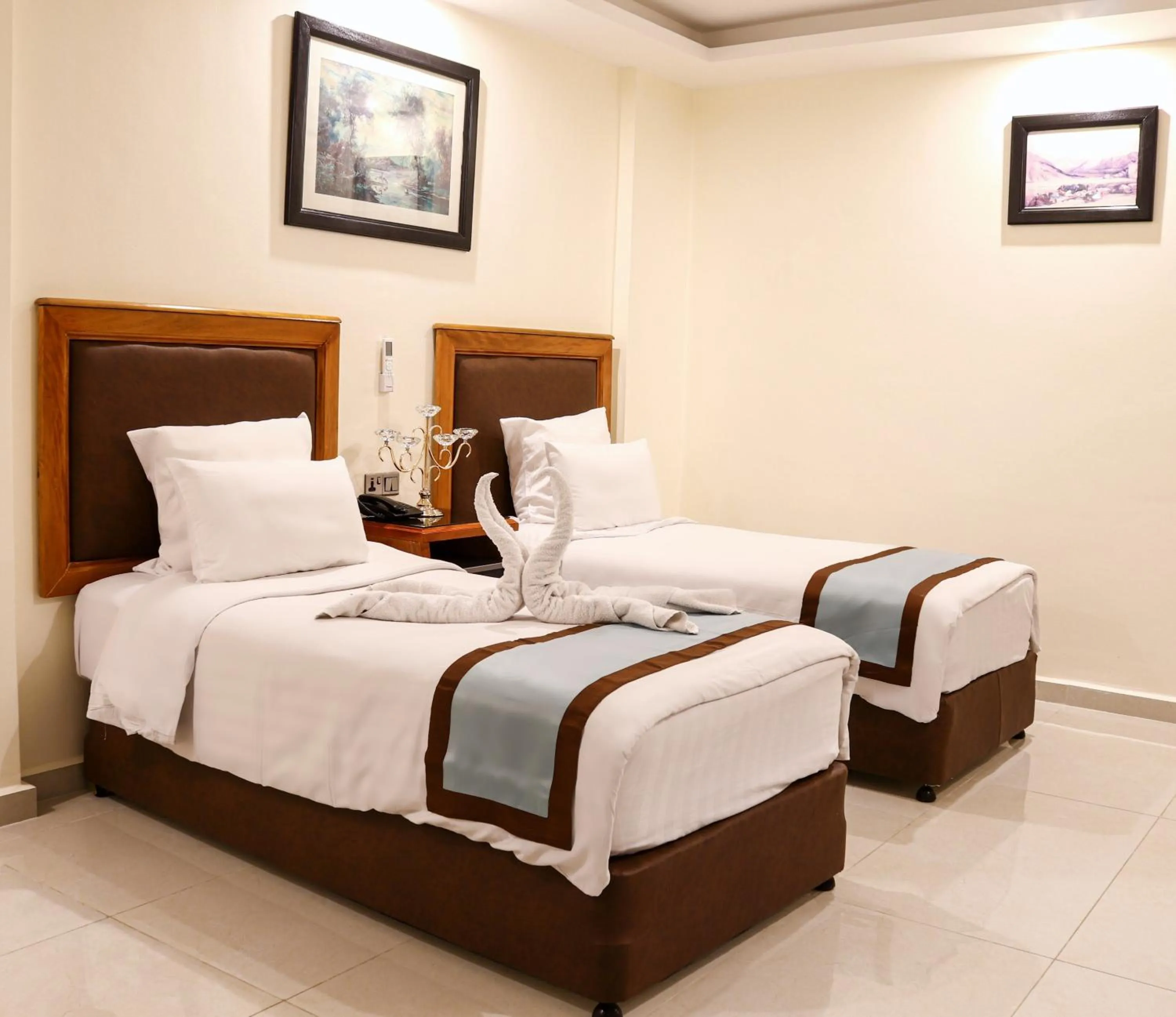 Bed in Al Raad Hotel