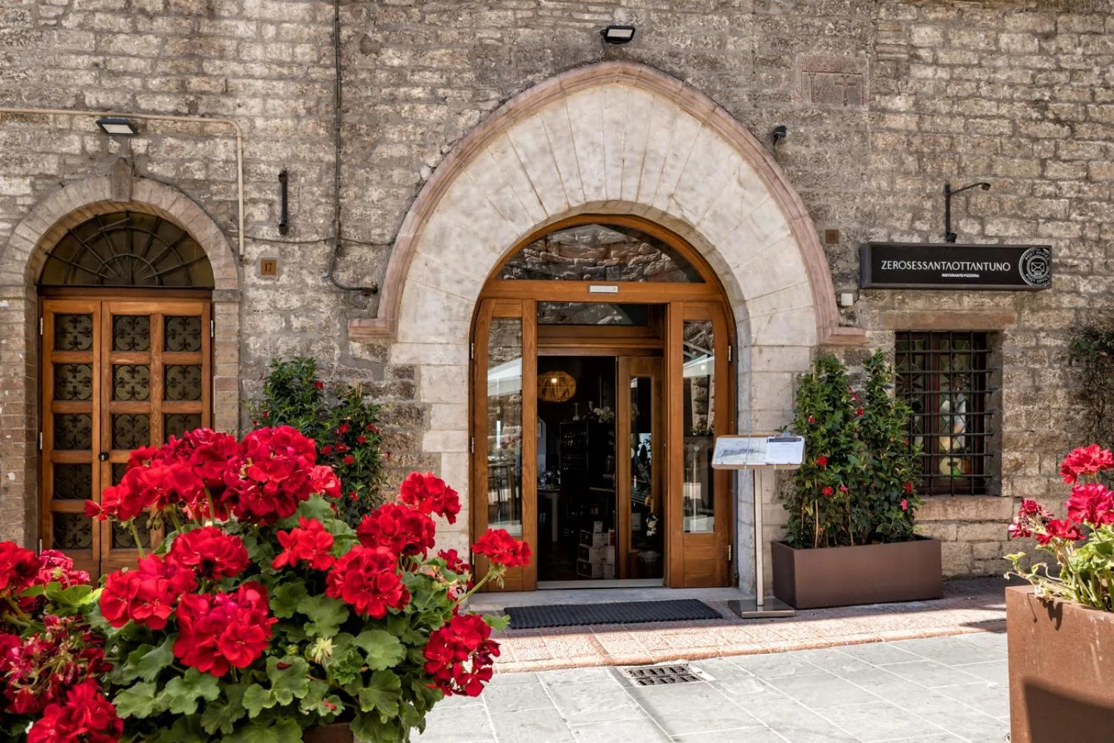 Restaurant/places to eat in Hotel Posta Panoramic Assisi