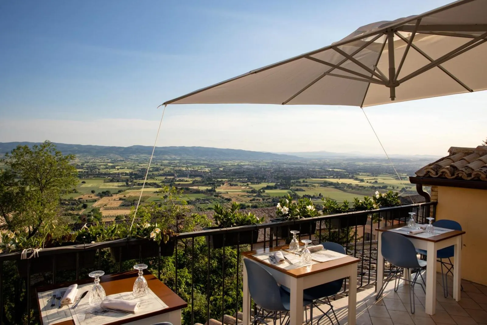View (from property/room) in Hotel Posta Panoramic Assisi