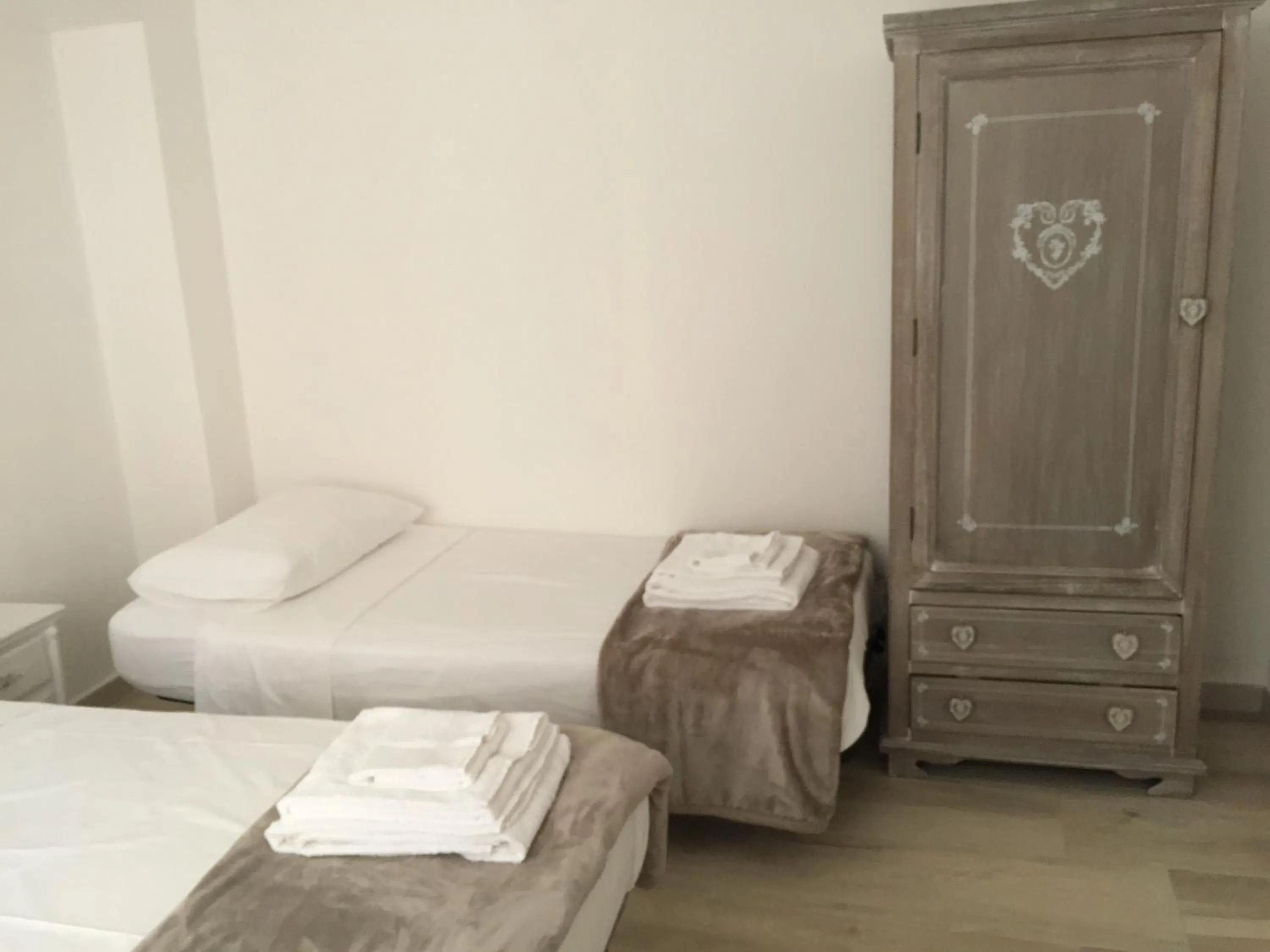 Bed in Graffiti in Barbagia