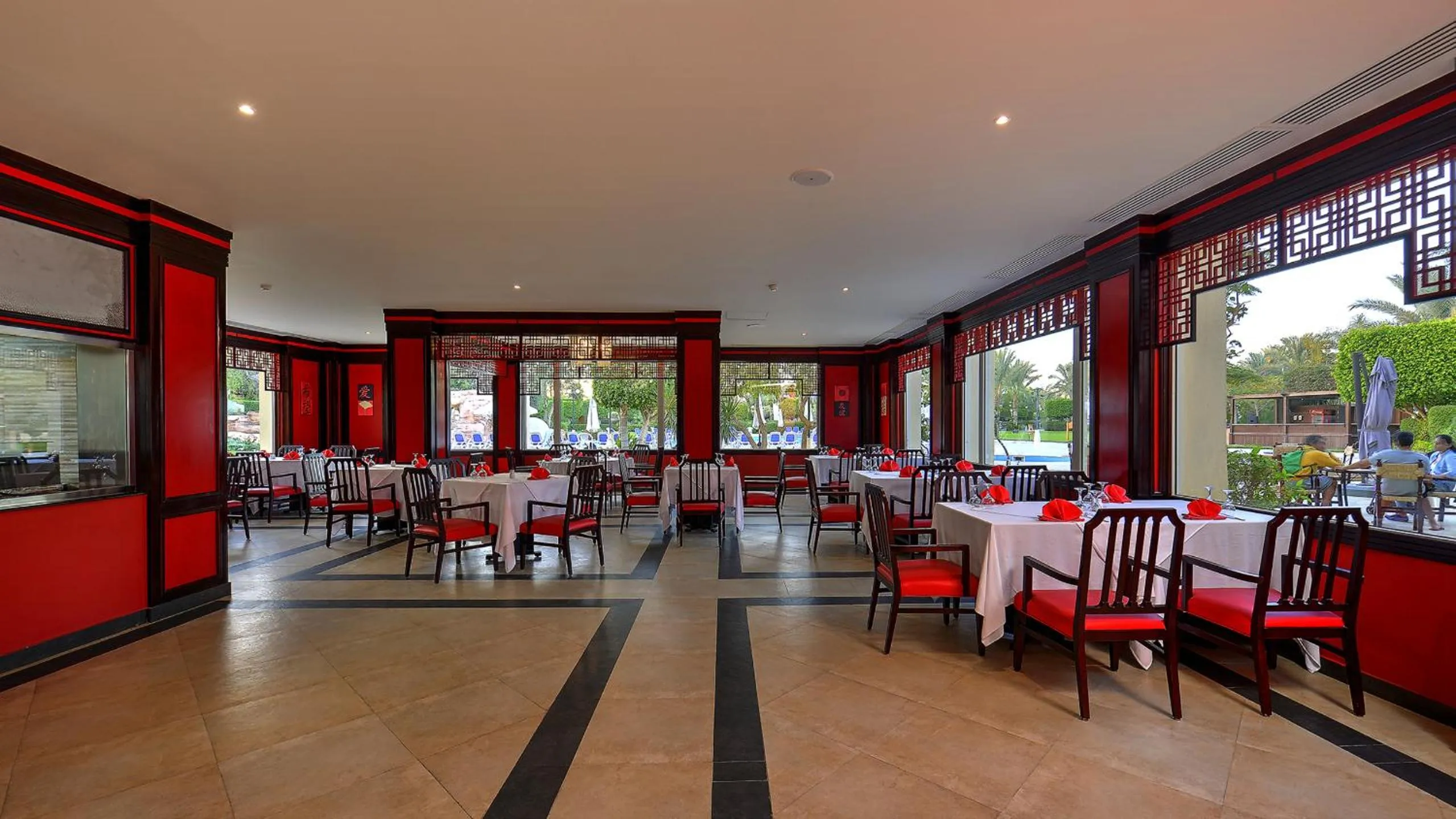 Restaurant/places to eat in Stella Sea Club Hotel