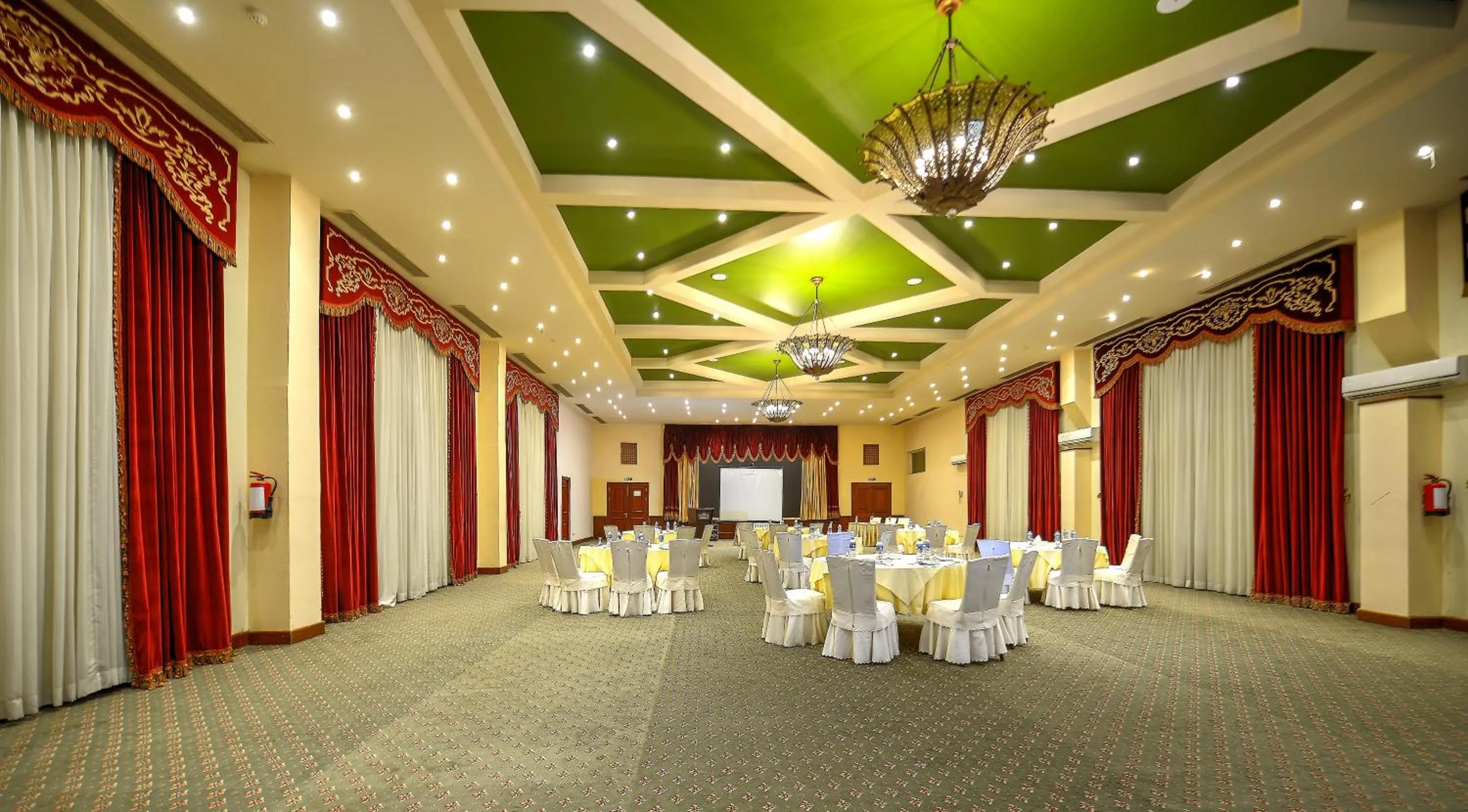 Banquet/Function facilities in Stella Sea Club Hotel